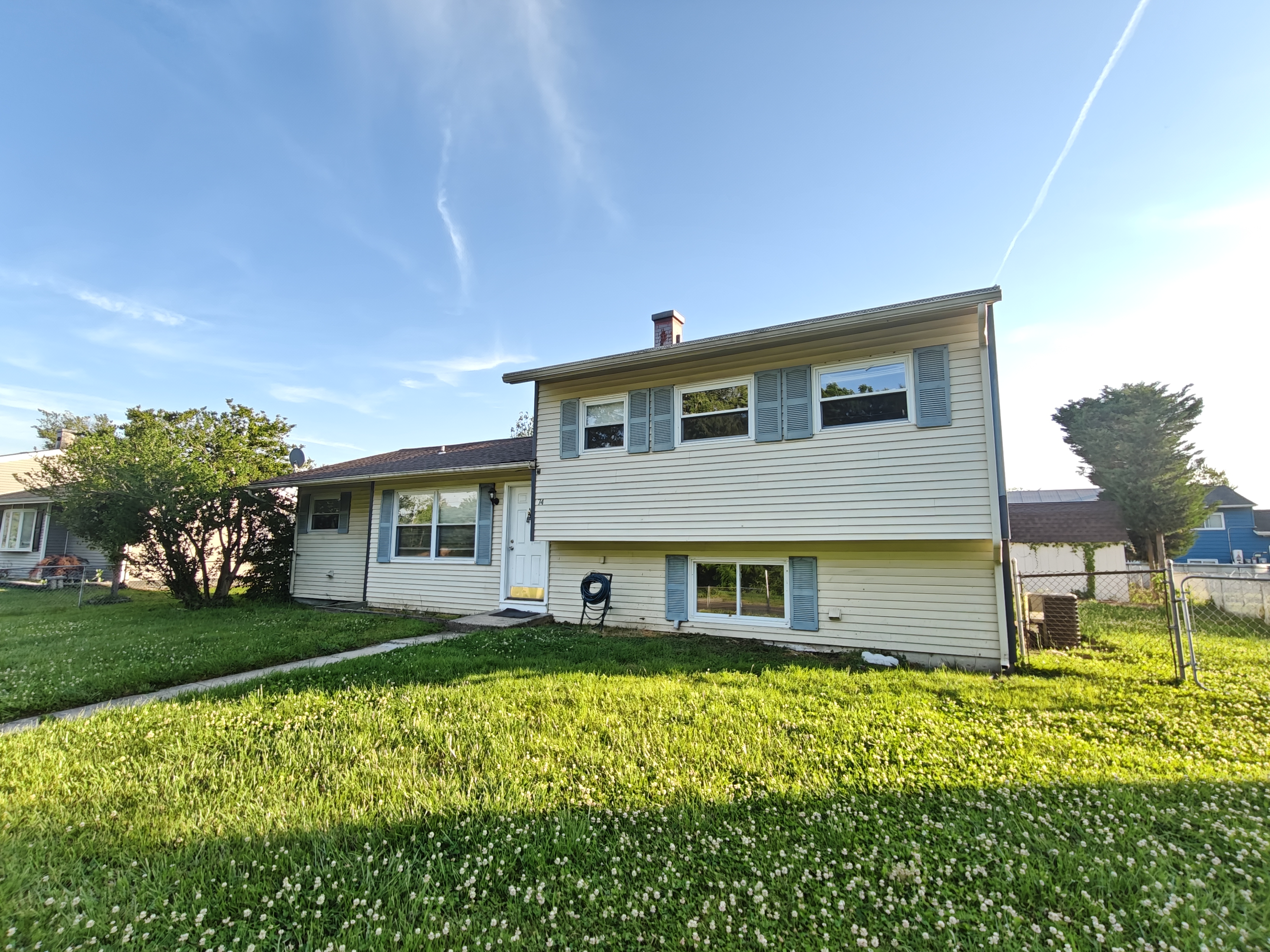 Pemberton House: 74 Scrapetown Rd