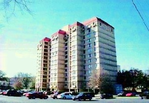 Columbia Townhome: 1600 Park Cir