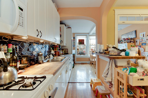 Washington House: 1840 Potomac Ave SE