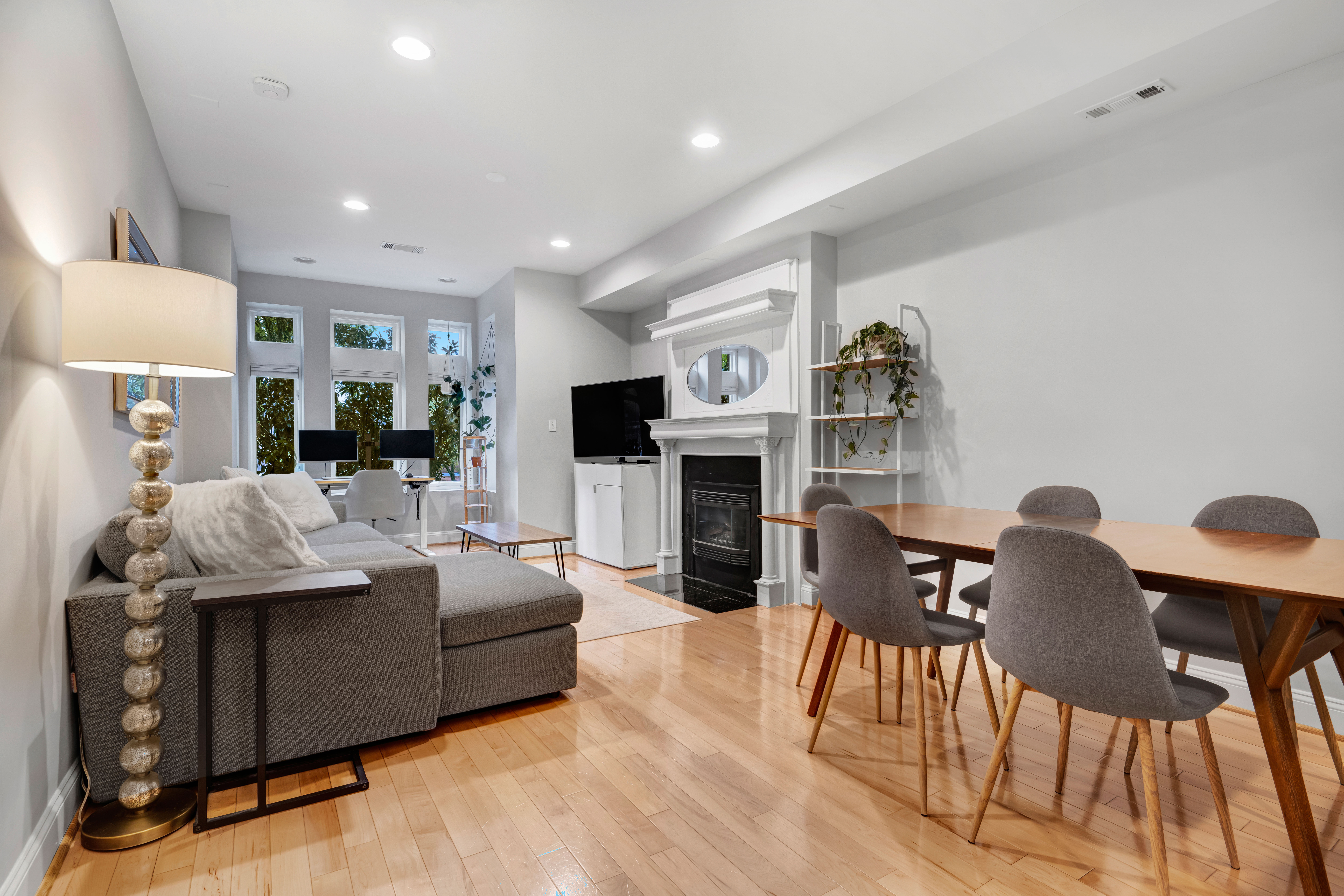 Washington Condo: 115 New York Ave NW P3