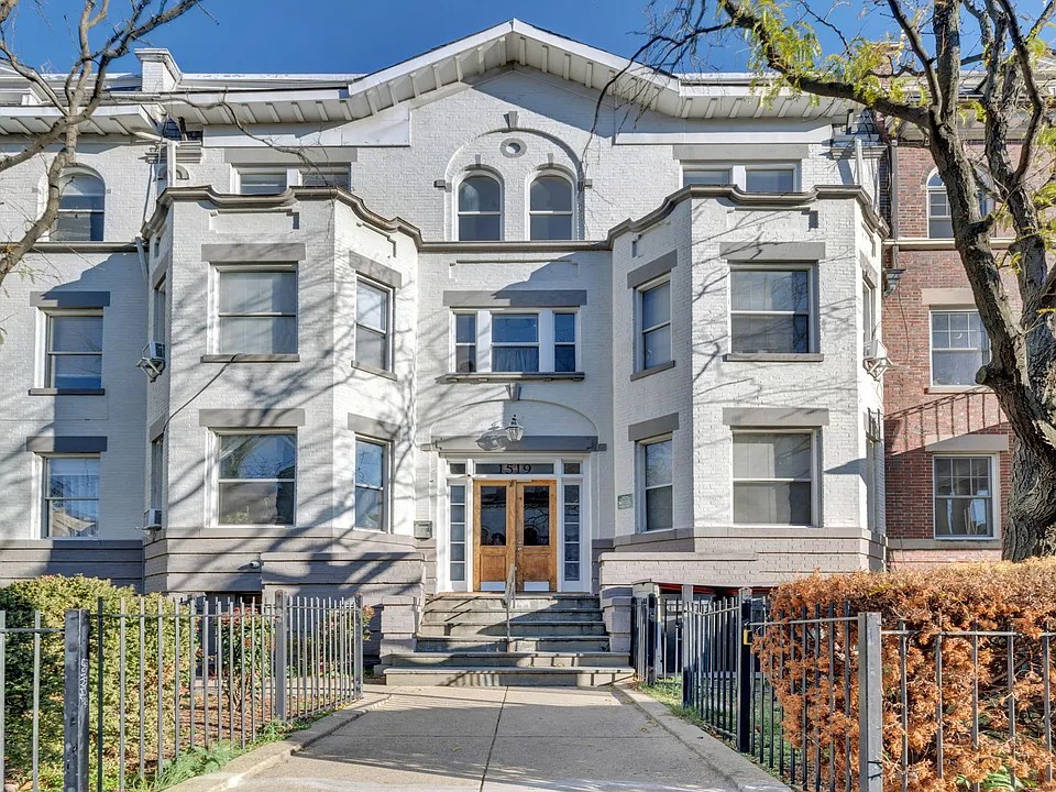 Washington Condo: 1519 Park Rd NW