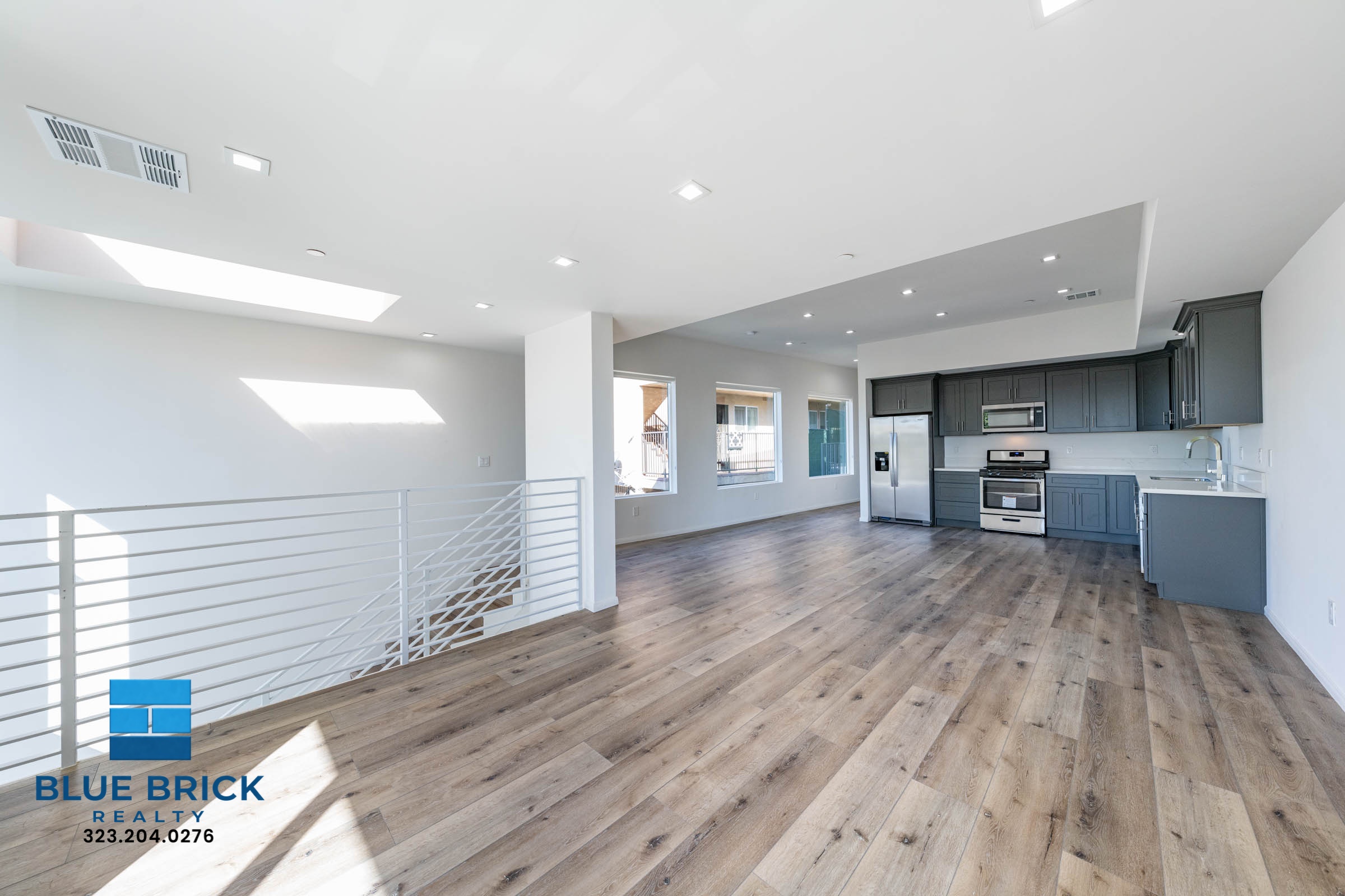 Los Angeles Condo: 5239-5241 Huntington Dr
