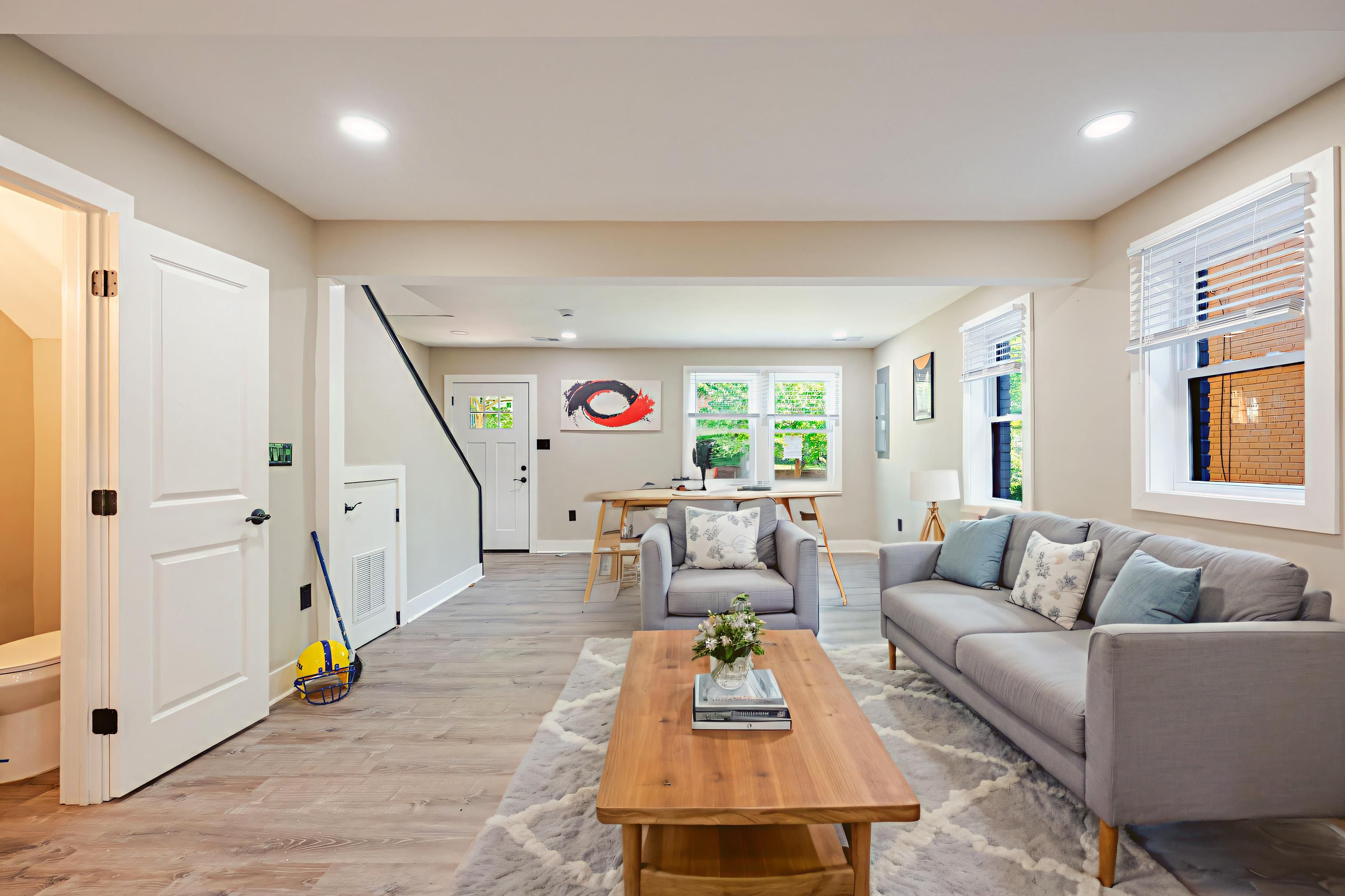 Washington House: 4523 Dix St NE