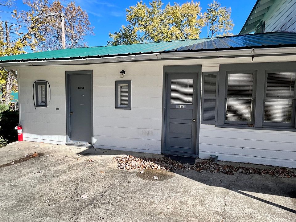 Hendersonville Condo: 920 Greenville Hwy