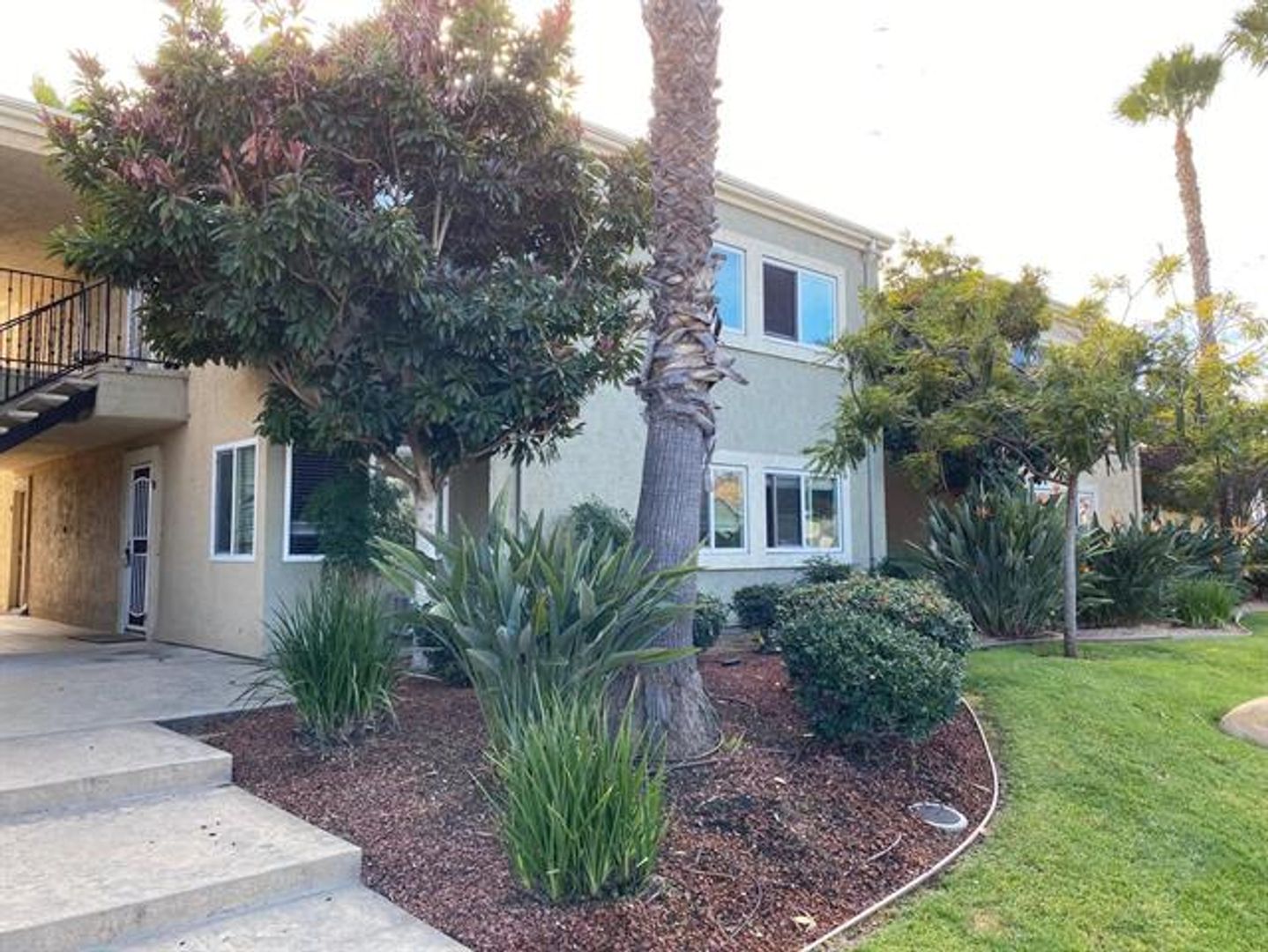 Poway House: 12719 Robison Blvd.