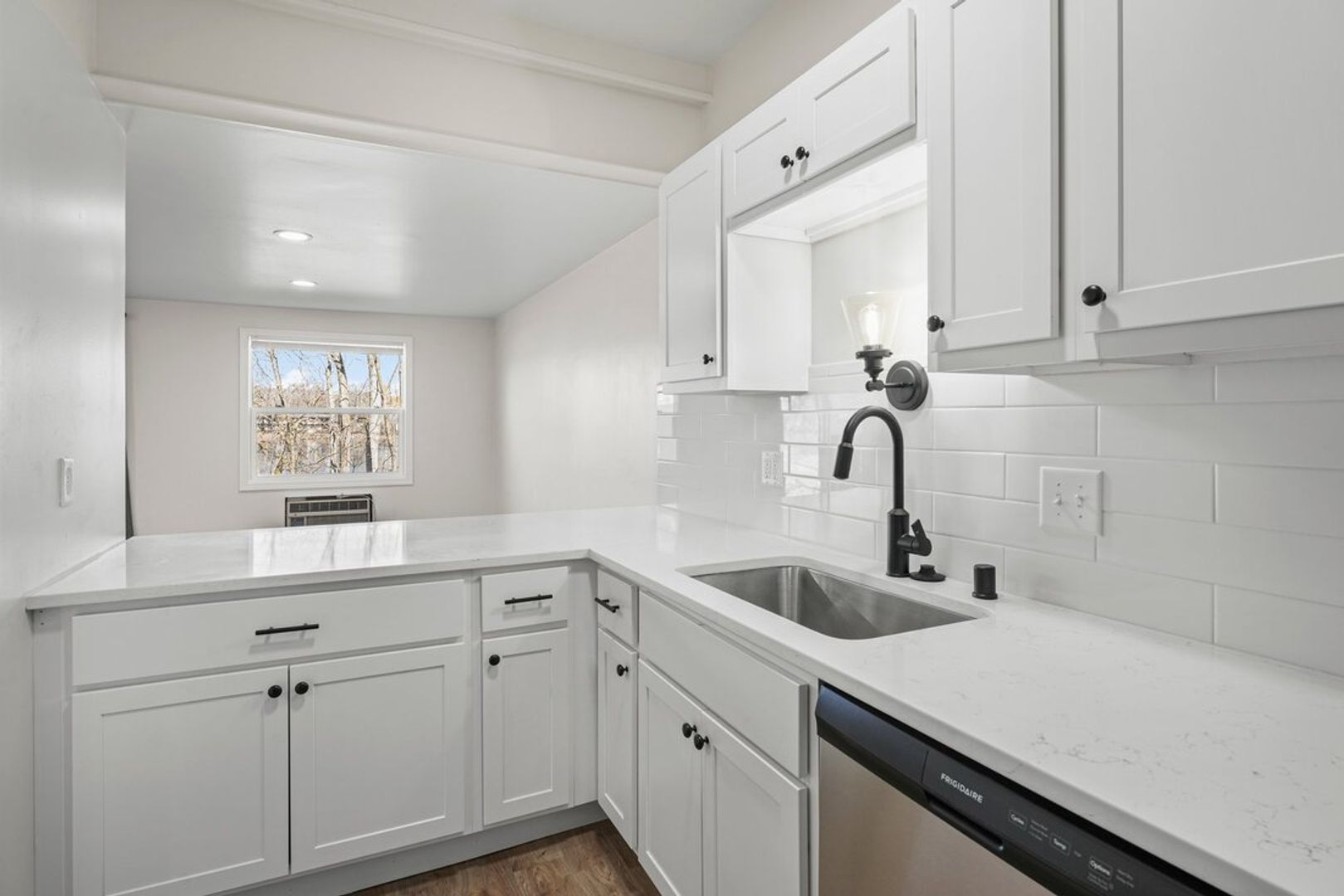 Middleton Condo: 1312 N Gammon Road