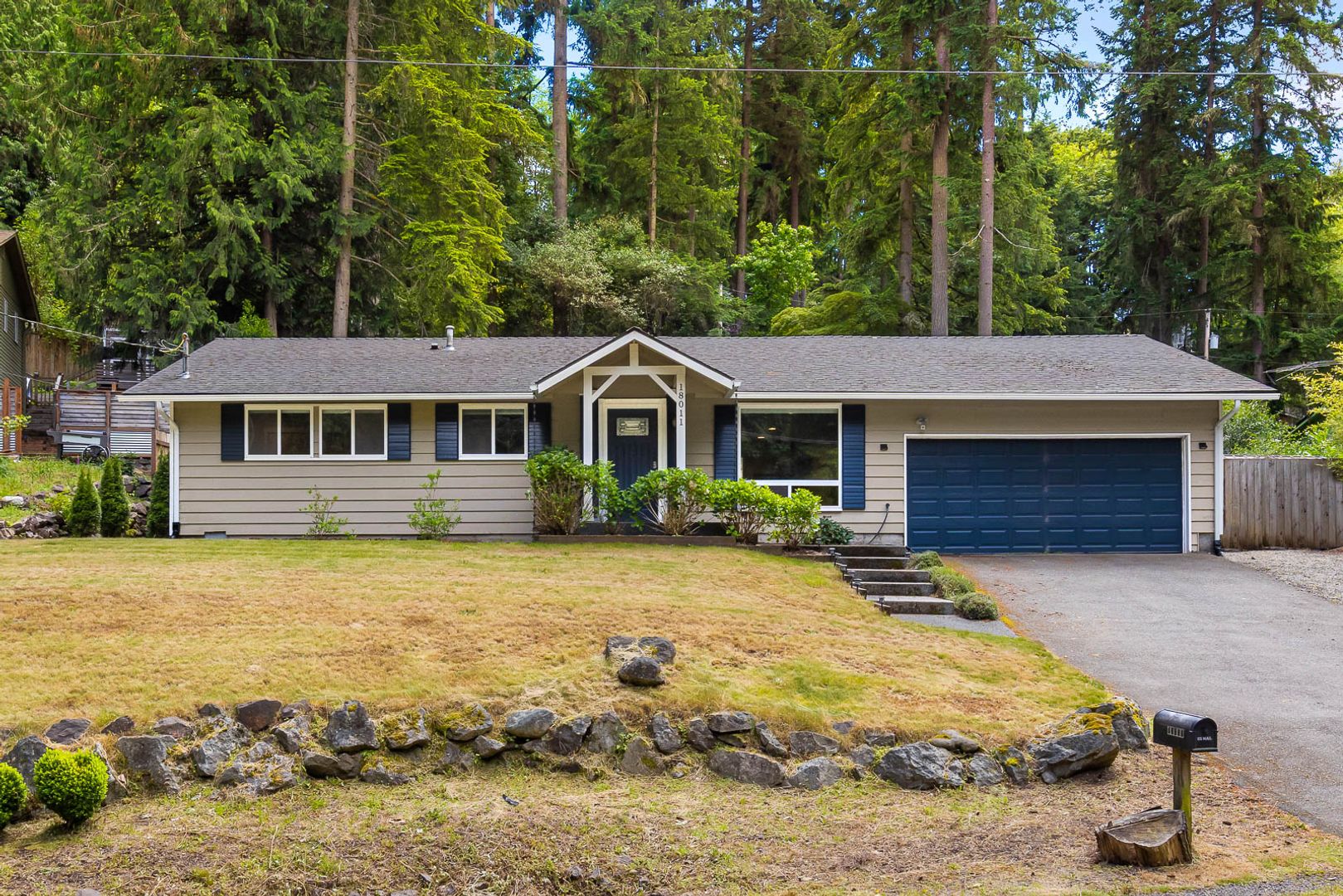 Woodinville House: 18011 NE 156th St