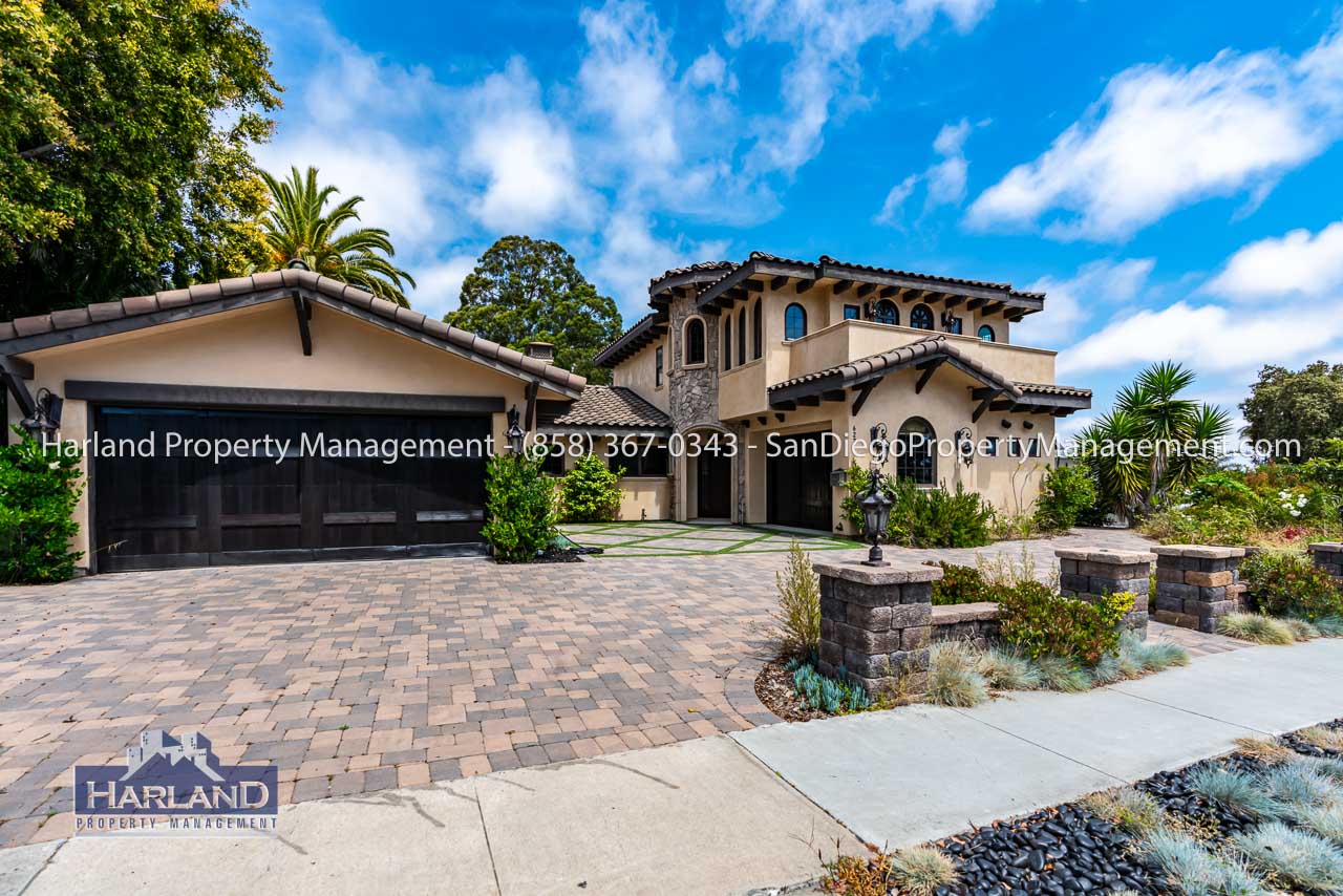 San Diego House: 6271 Soledad Mountain Rd