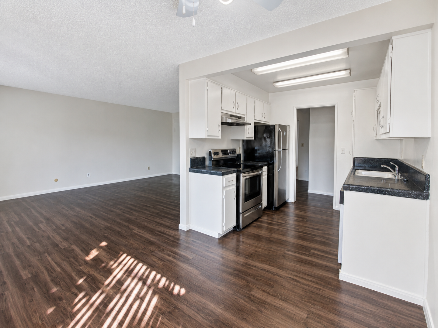 SAN DIEGO House: 8641 LAKE MURRAY BLVD.