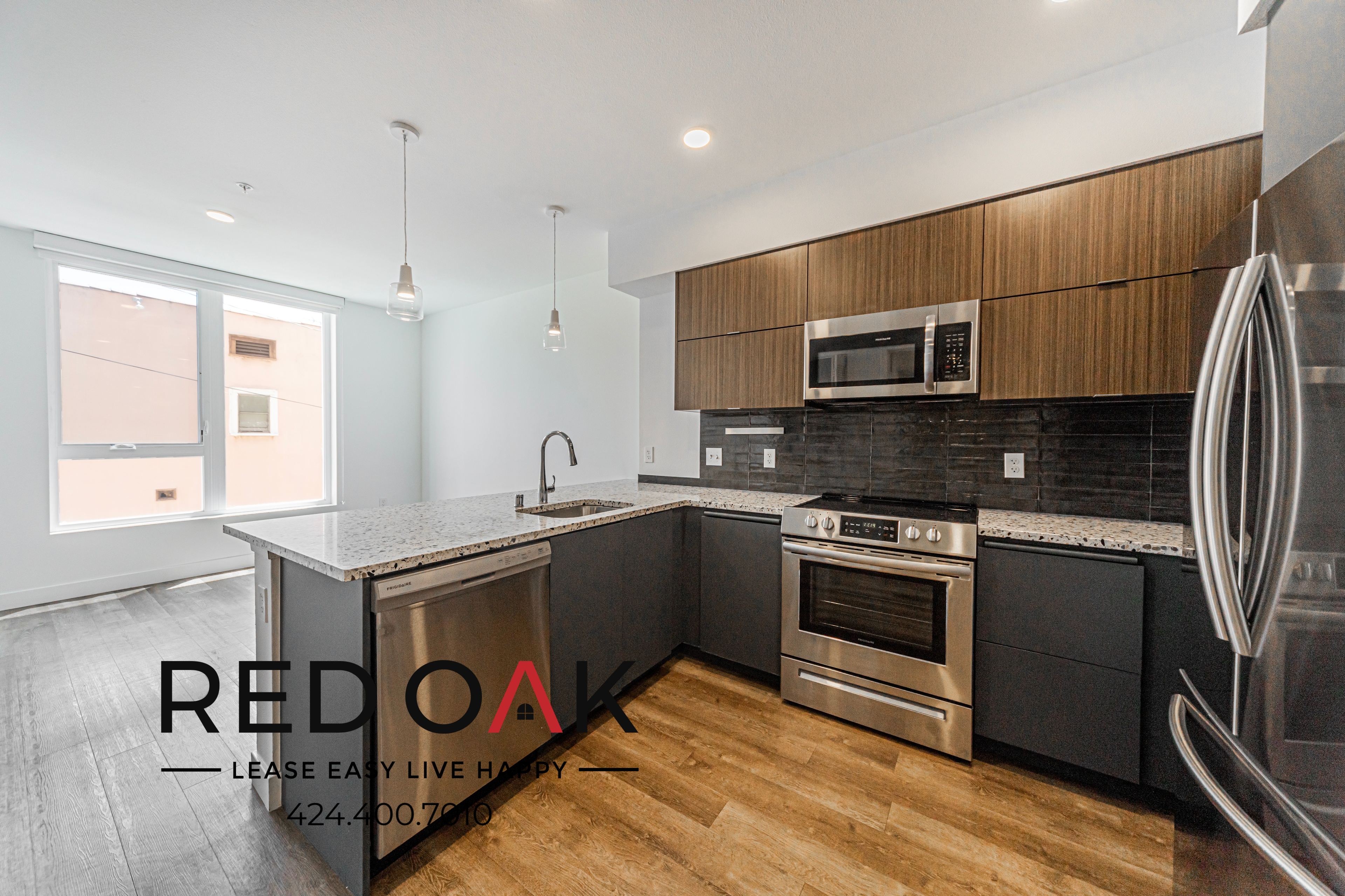 Los Angeles Condo: 2880 James M Wood Blvd