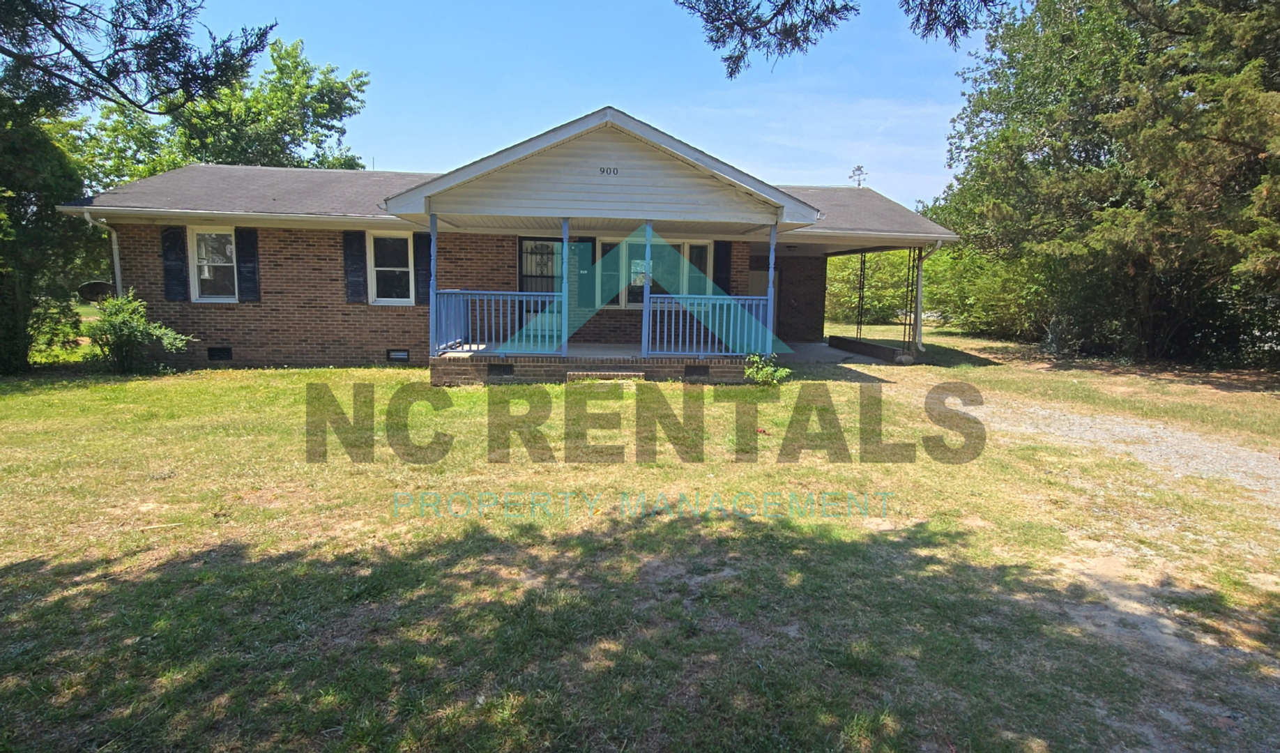 Tarboro House: 900 Greenwood Blvd