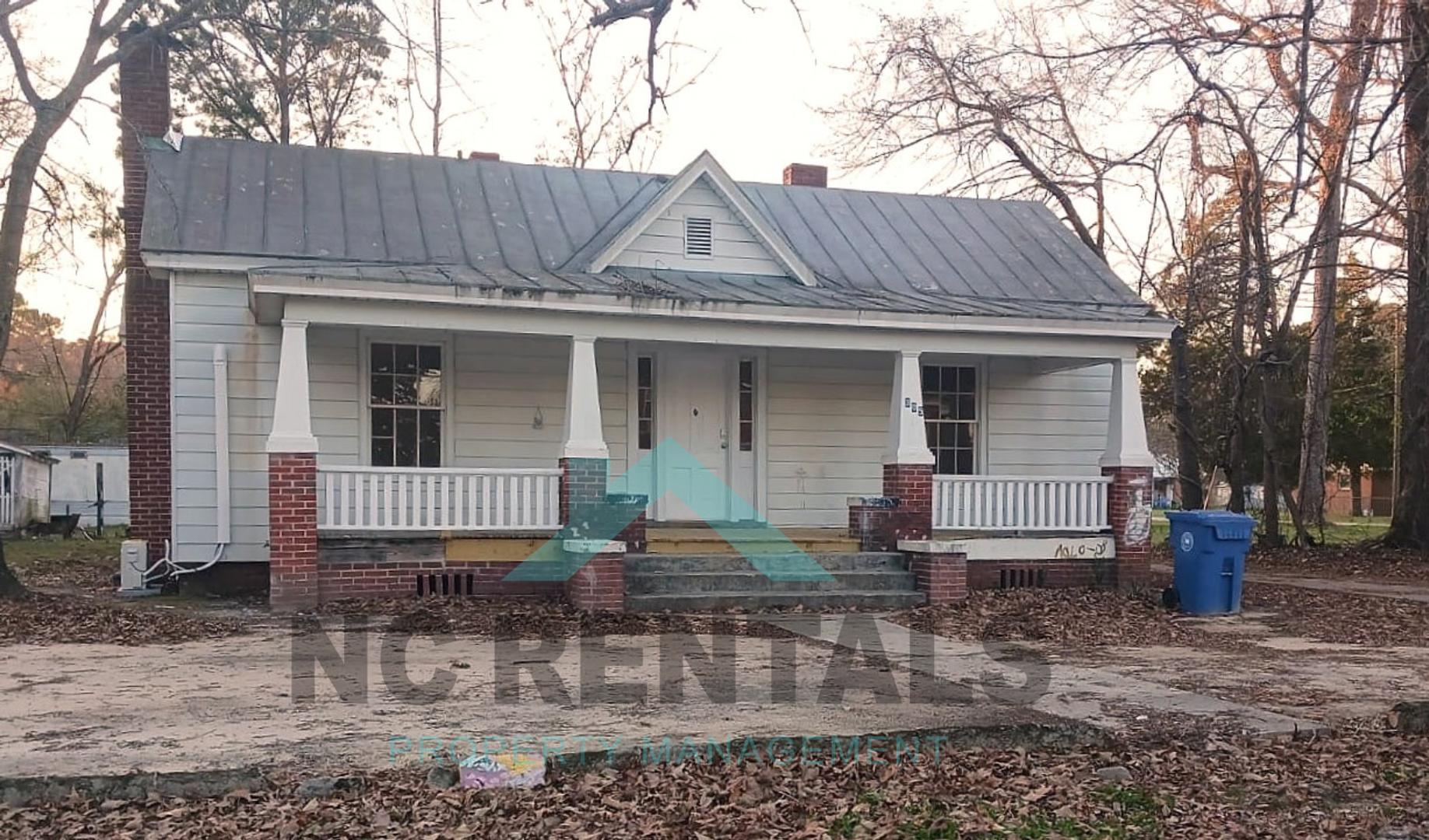 Elm City Condo: 307 N Parker St