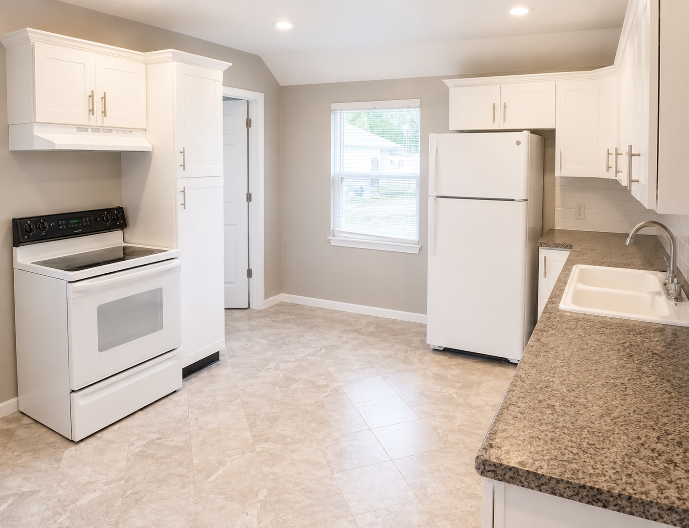 Dubuque House: 2092 Garfield Avenue