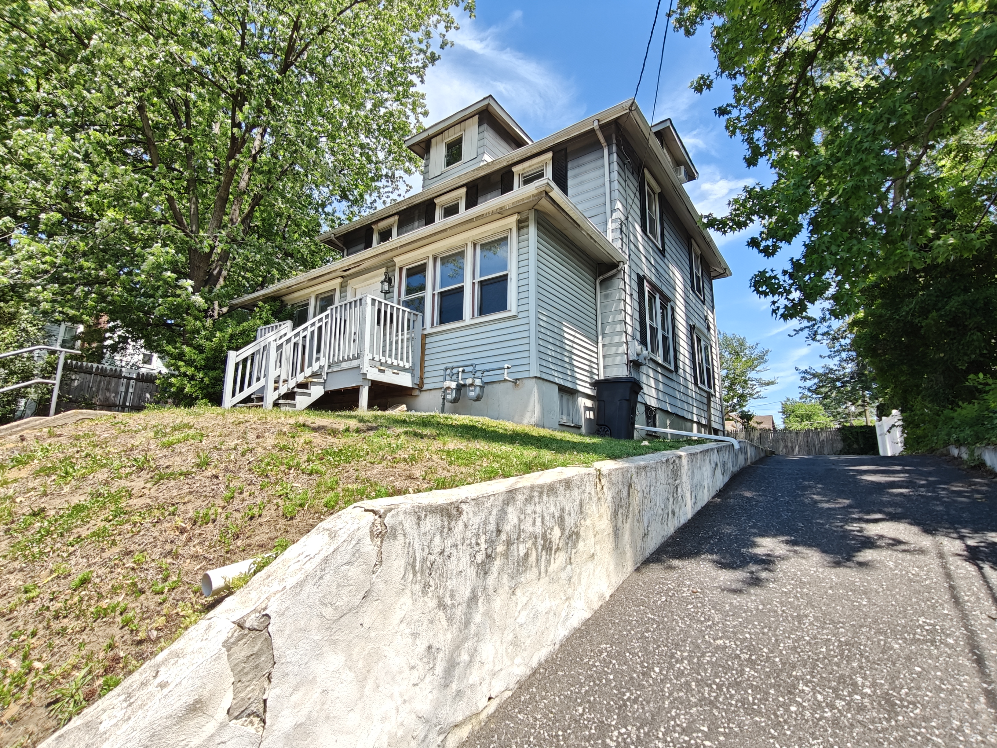 Collingswood Condo: 4 pacific Ave