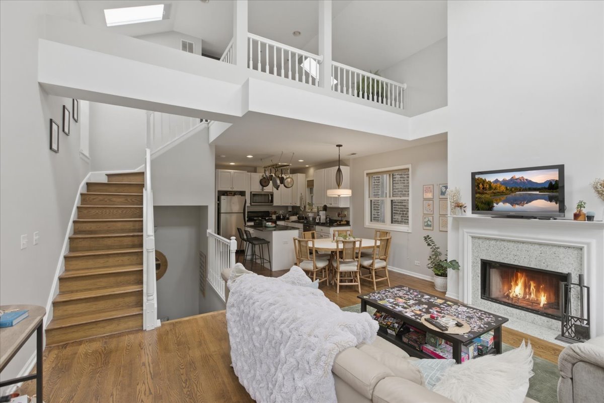 Chicago Condo: 1038 North Marshfield Avenue