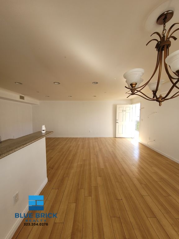 Van Nuys Condo: 13623 Sherman Way