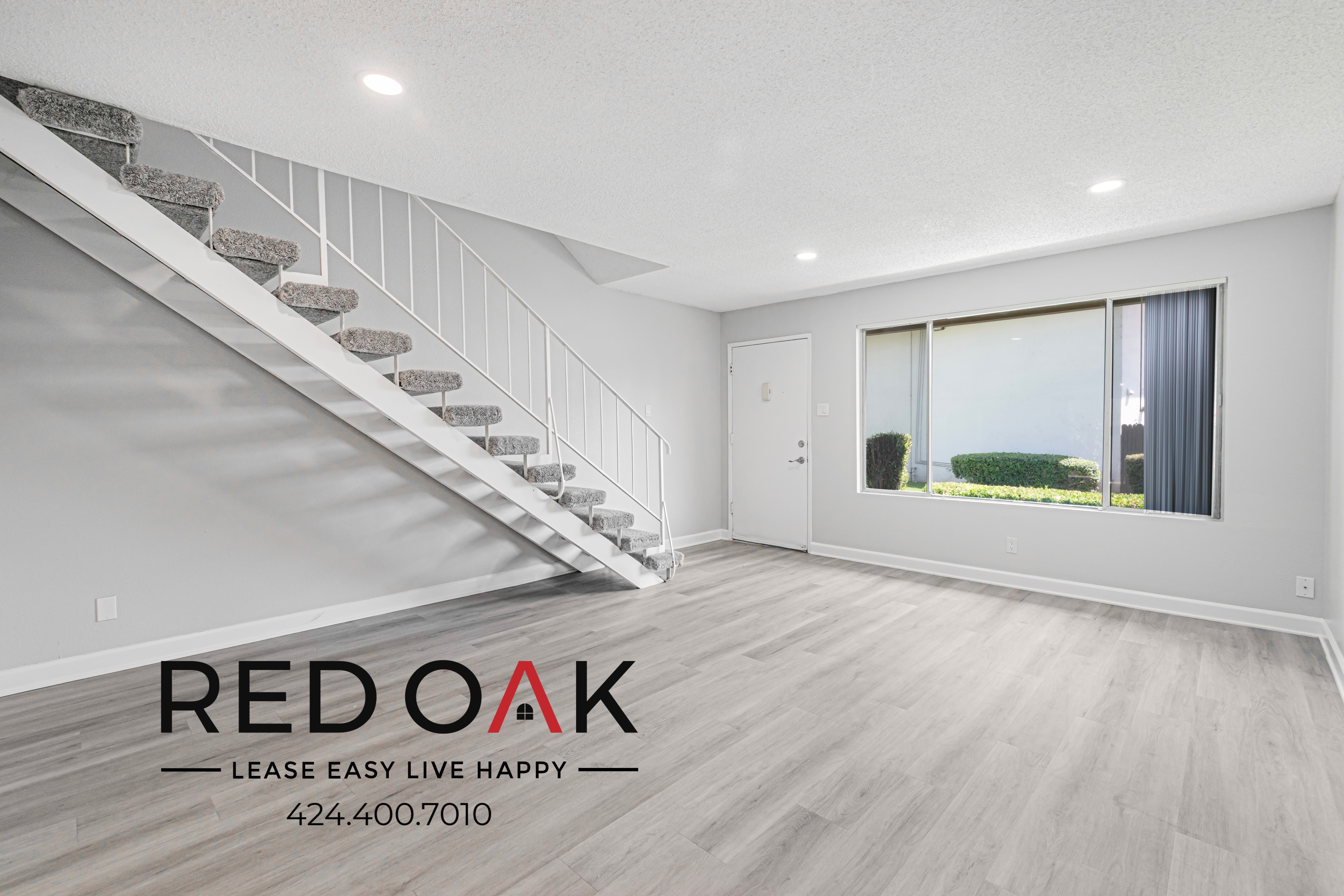 Pomona Condo: 151 Drake St