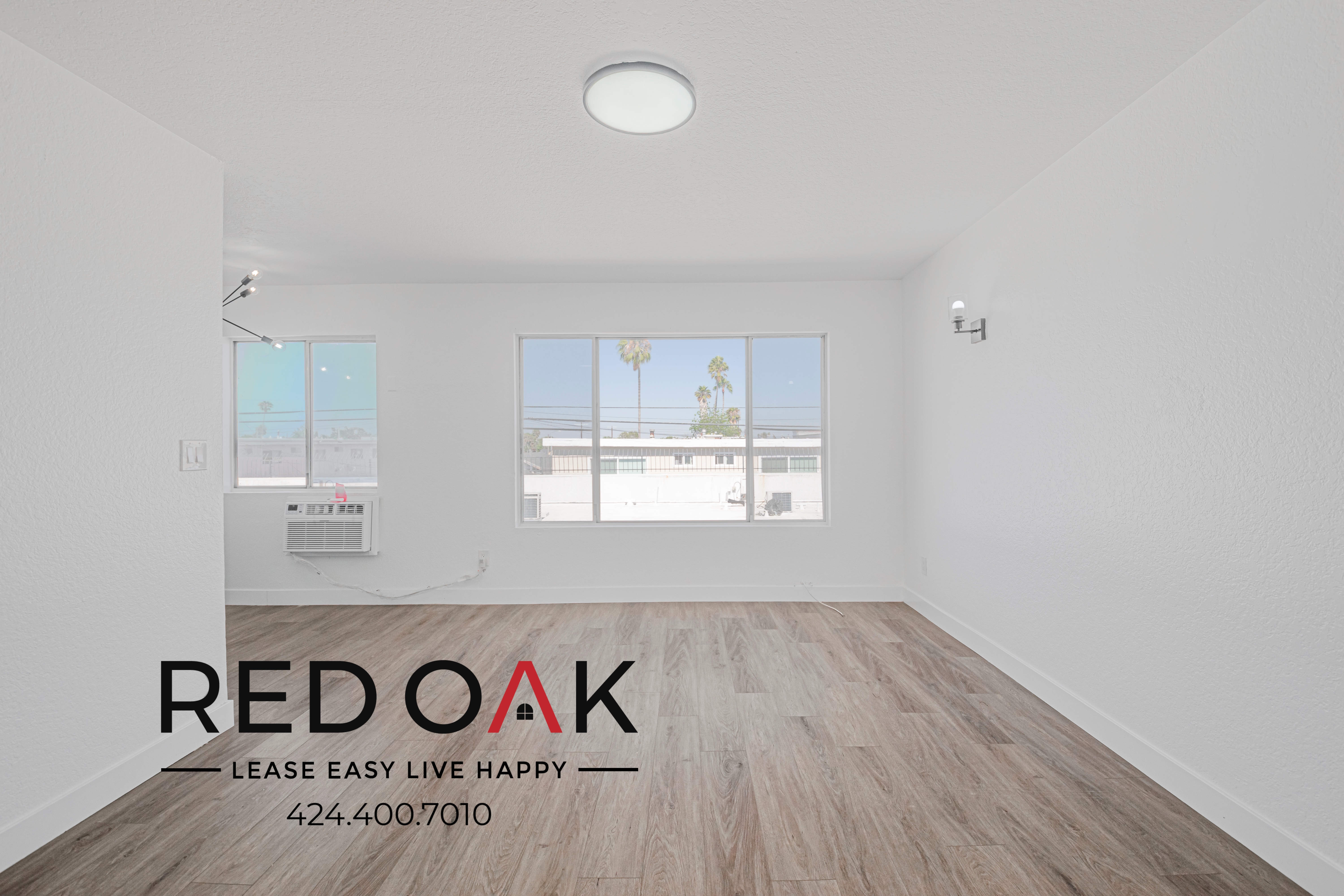 Los Angeles Condo: 6210 10th Ave
