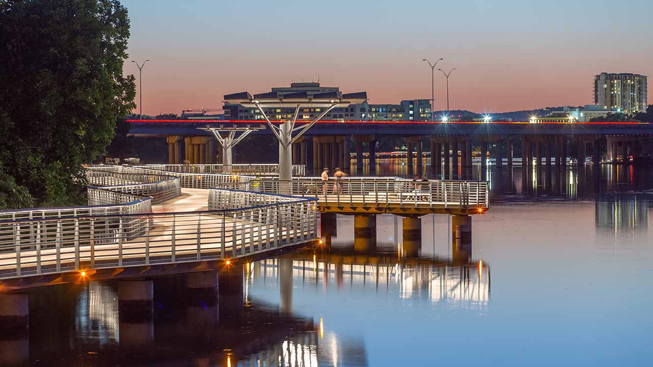 Austin Condo: 1116 Town Creek Dr