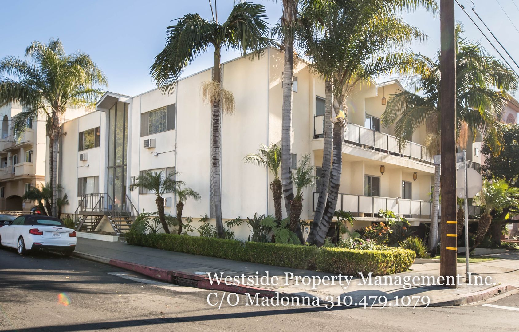 Los Angeles Apartment: 11360 Iowa Ave