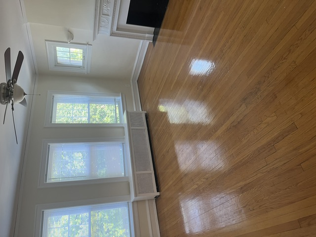 Evanston Condo: 724 Hinman