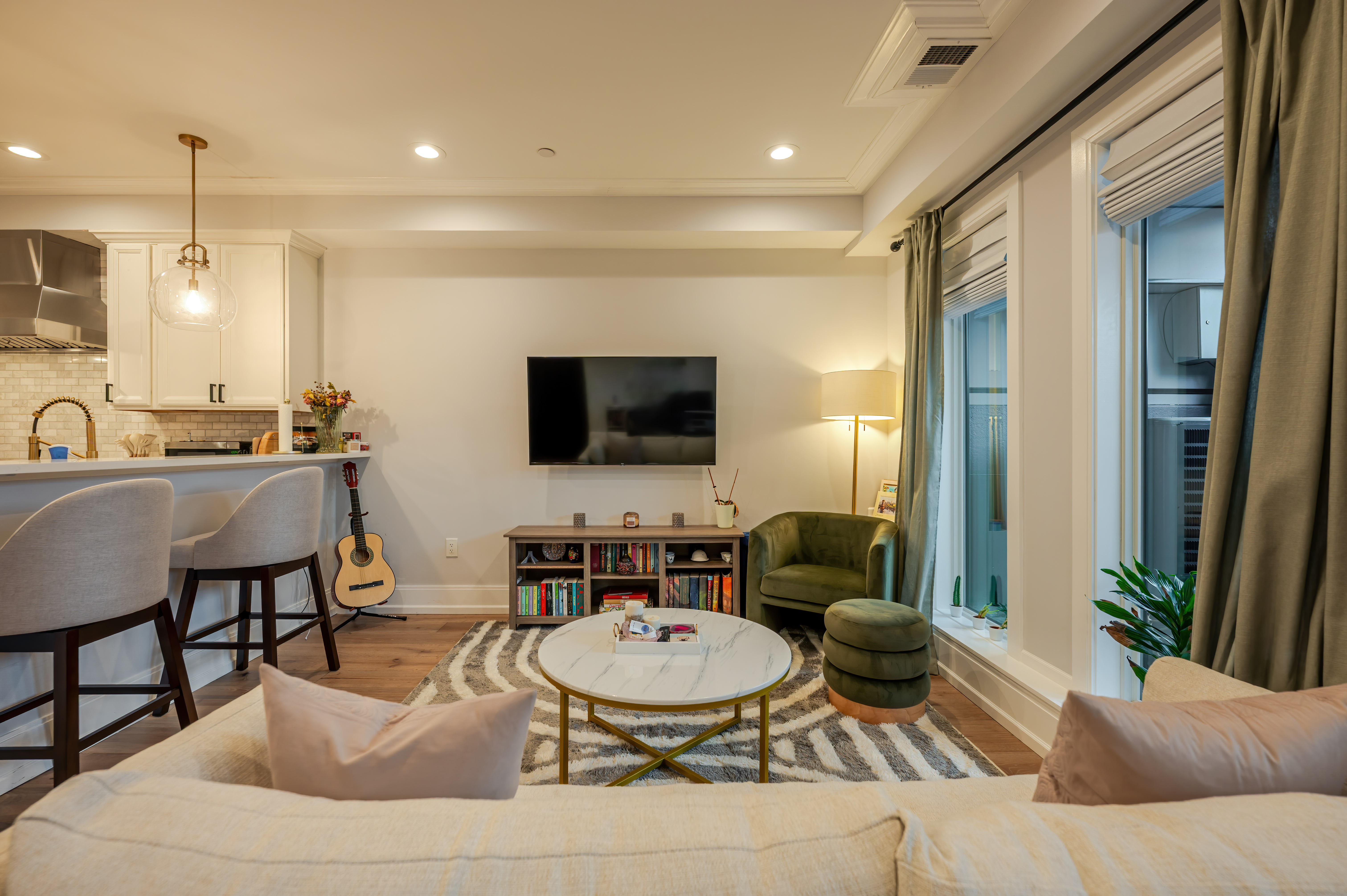 Washington Condo: 1320 Belmont St NW