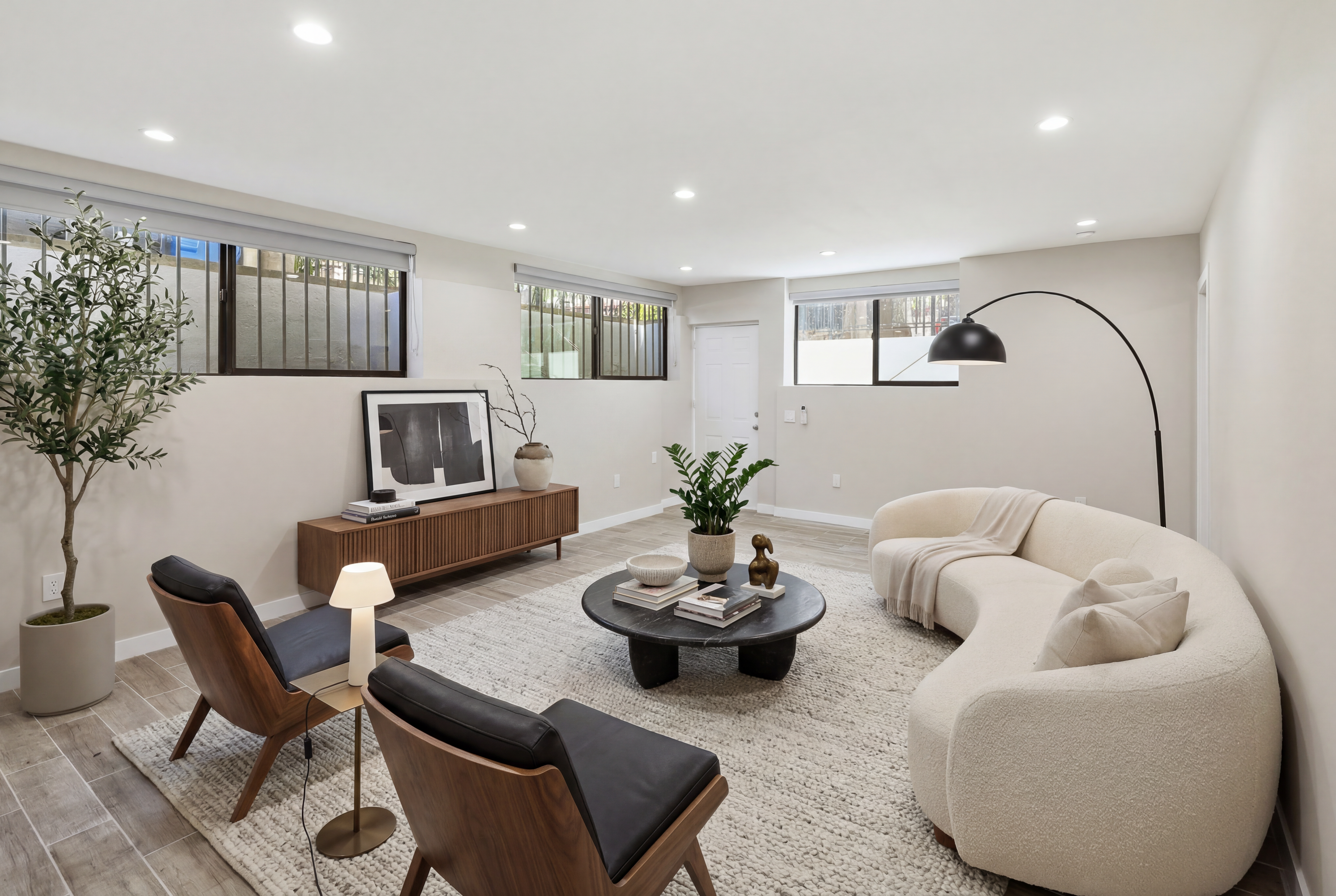 Los Angeles Condo: 1035 N Hayworth Ave