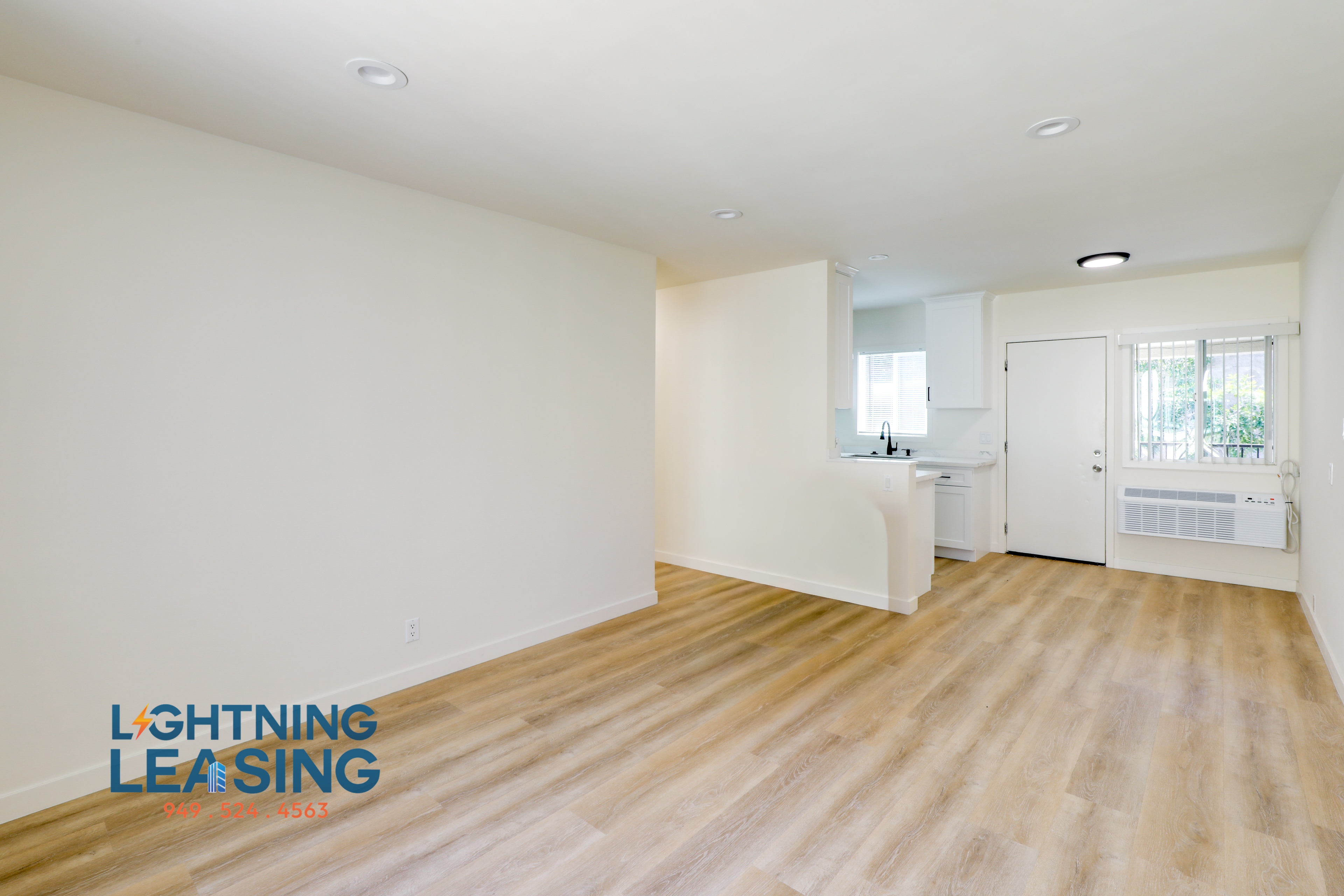 Glendale Condo: 212 W Elk Ave