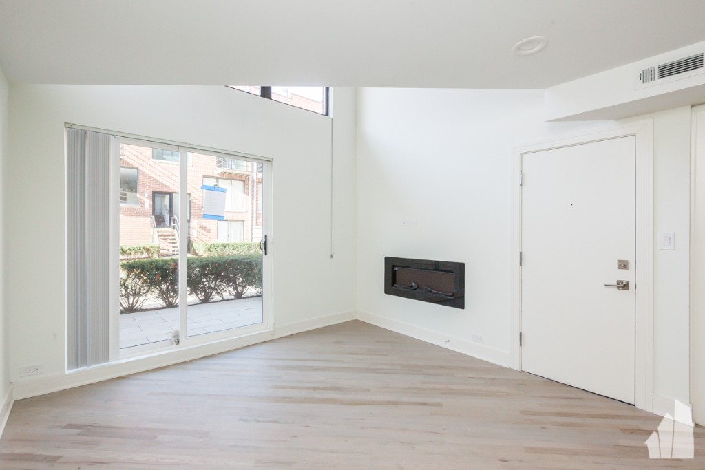 Chicago Condo: 954 West Grace