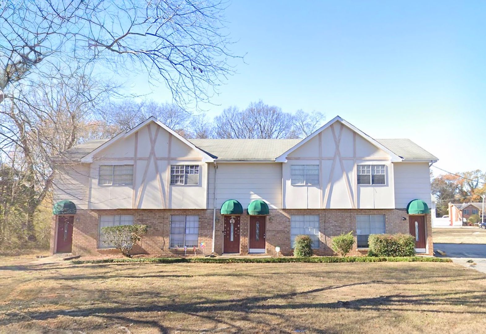 Chattanooga House: 4330 Wilson St