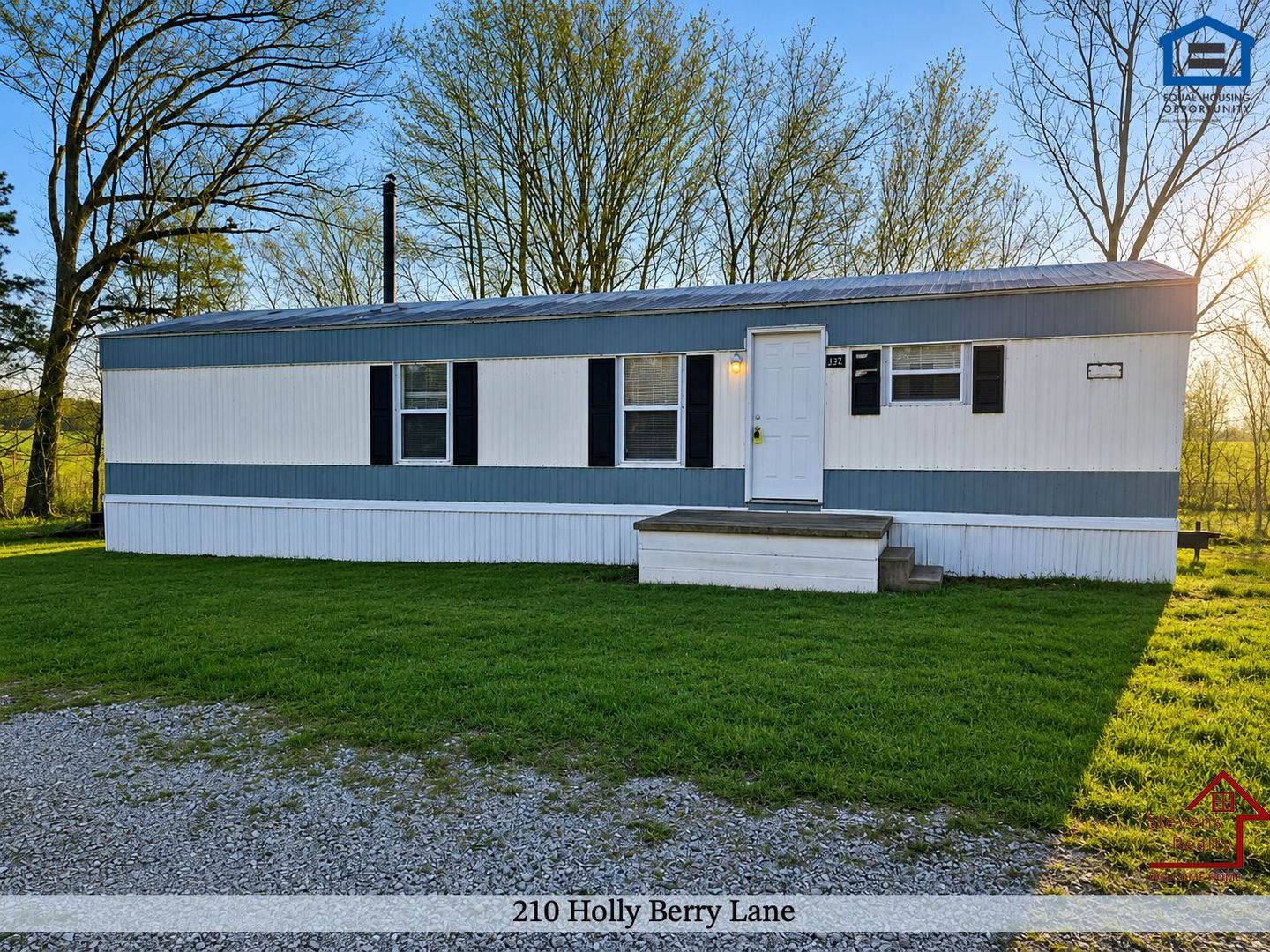 Sparta House: 210 Holly Berry Ln