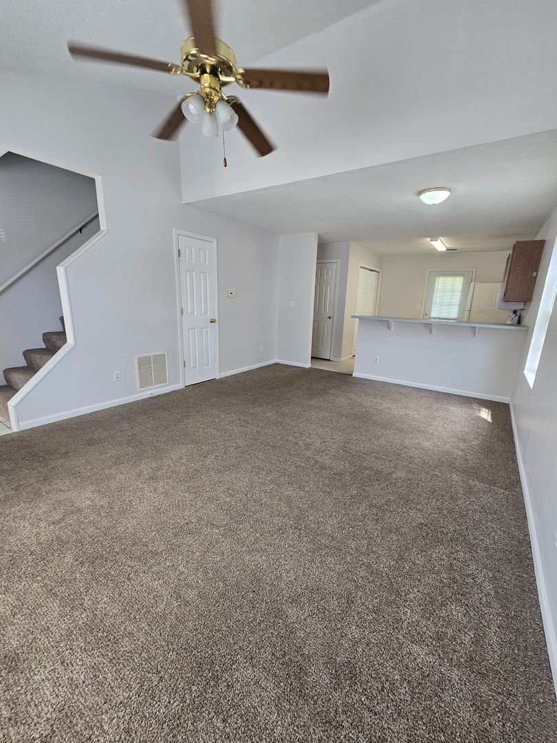 Columbia Condo: 2116-2118 Arlene Dr