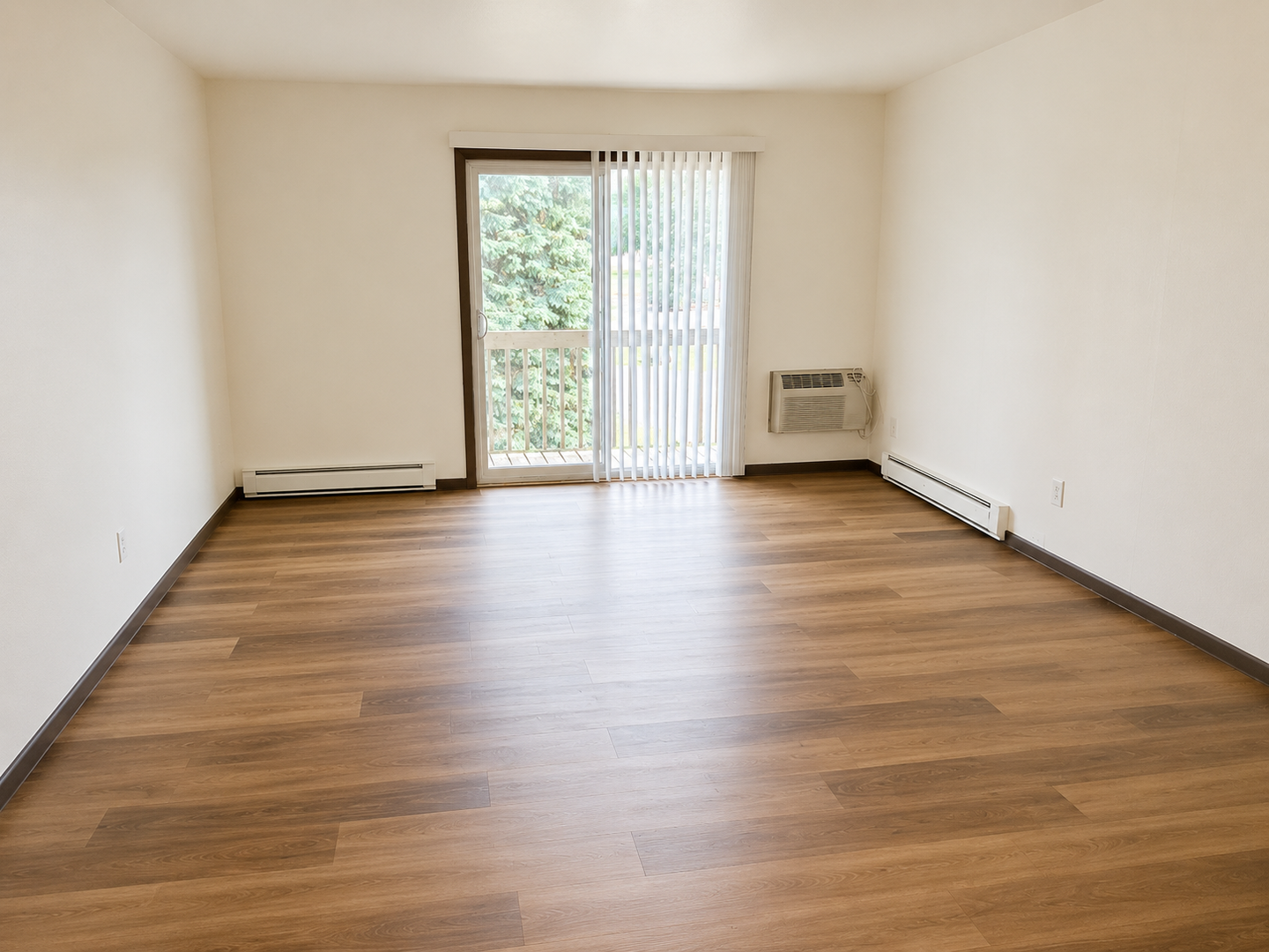 Sun Prairie Apartment: 242 Amber Trl
