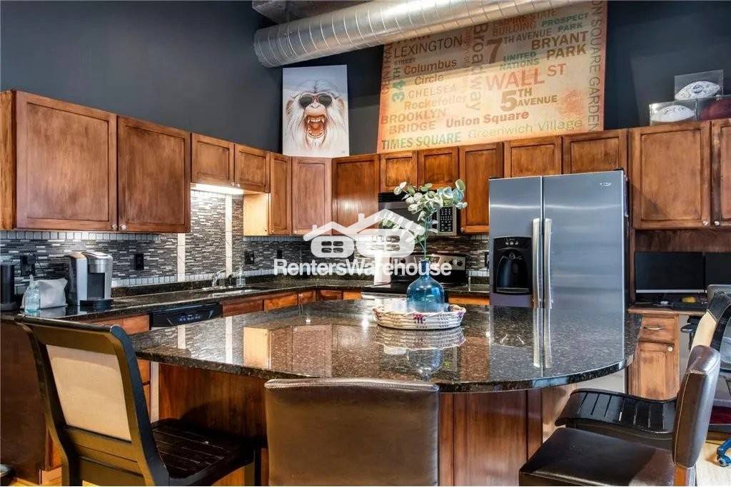 Minneapolis Condo: 521 S 7th St