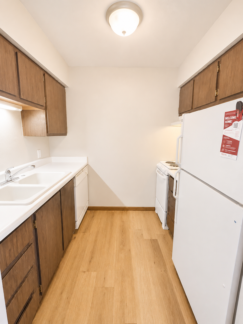 Madison Apartment: 1719 Onsgard Rd