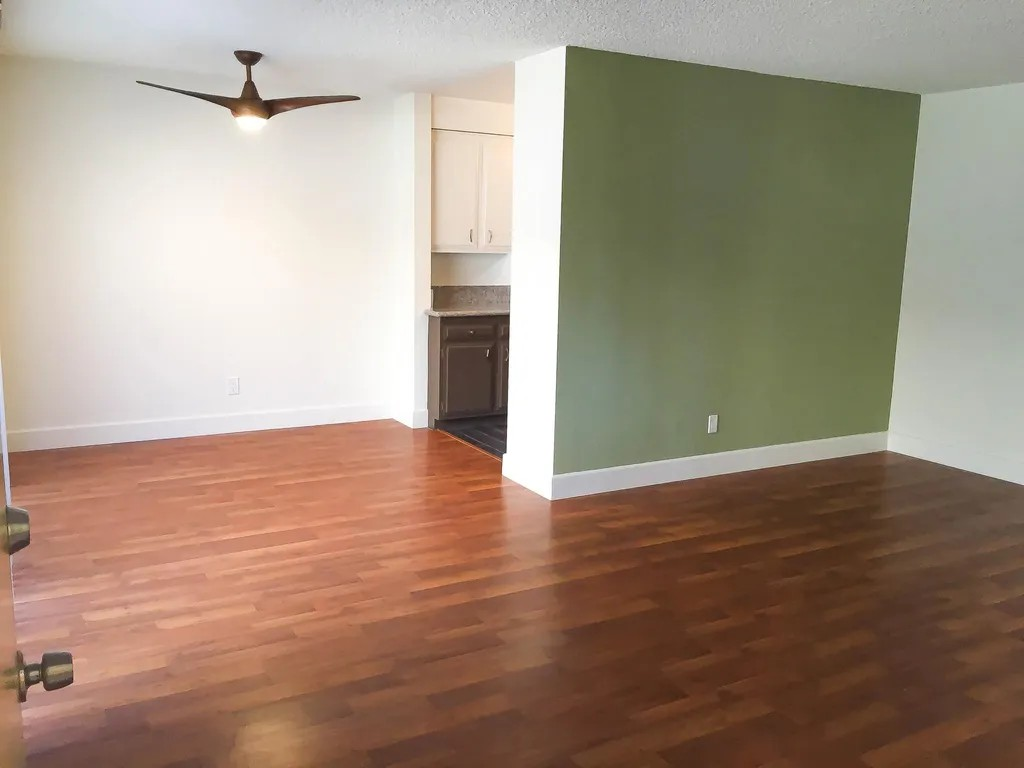 Los Angeles Condo: 4423 Ambrose Ave