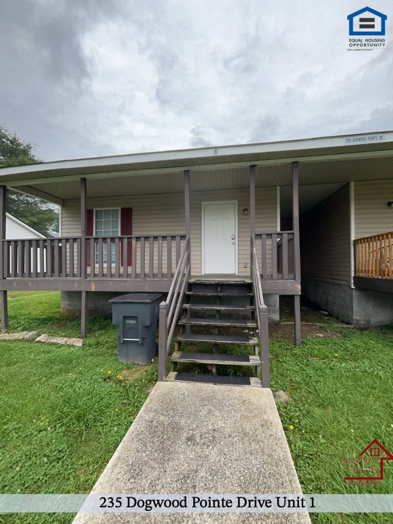 Mcminnville House: 235 Dogwood Pointe Drive