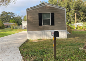 Lake Alfred House: 127 Dawson Ln NW