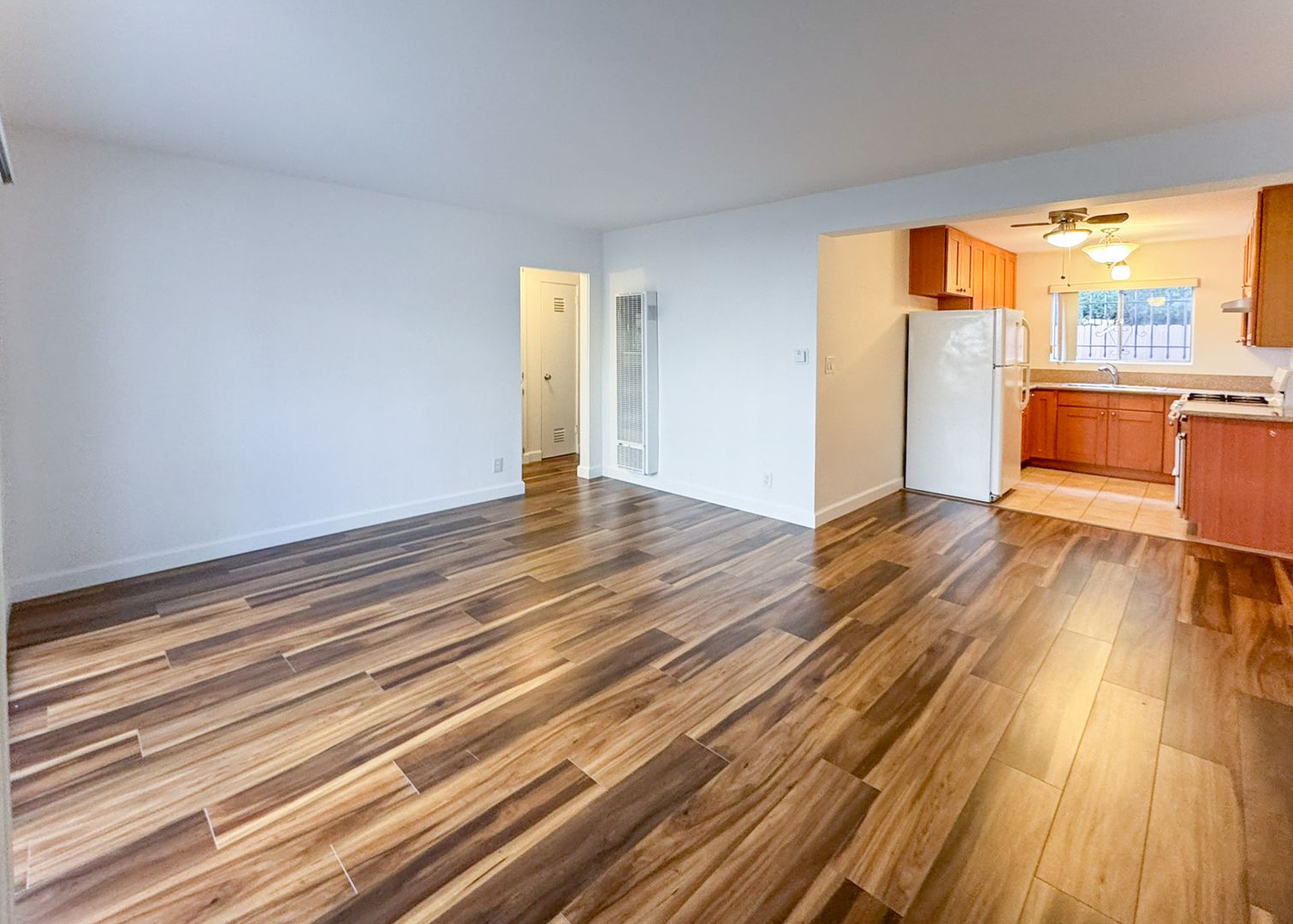 Santa Monica Condo: 1433 25th St