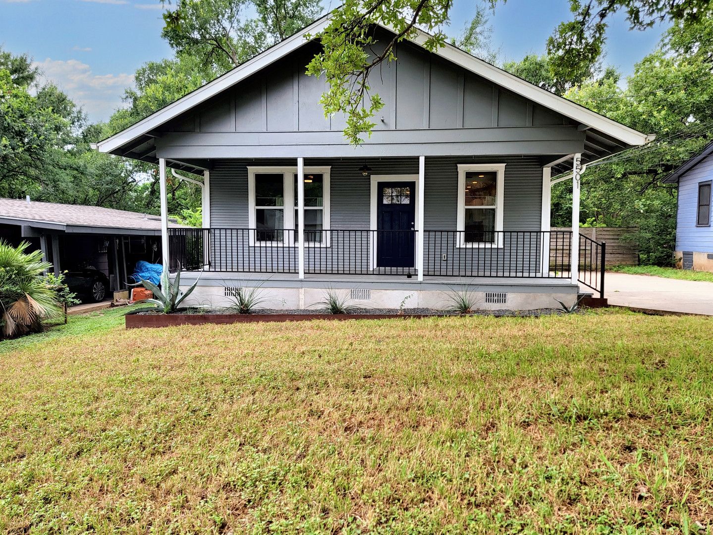 Austin House: 5501 Downs Drive
