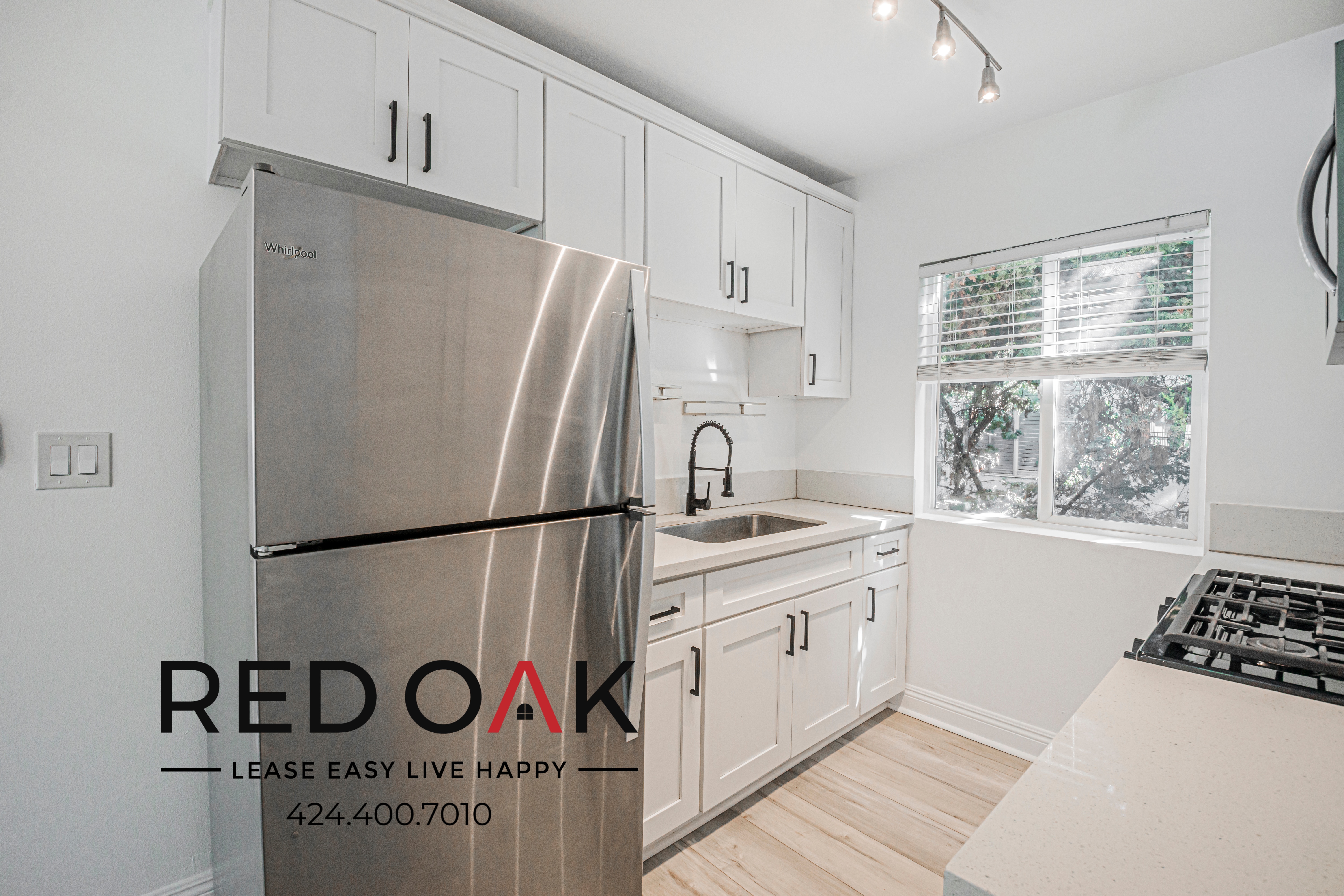 Downey Condo: 12460 Lakewood Blvd