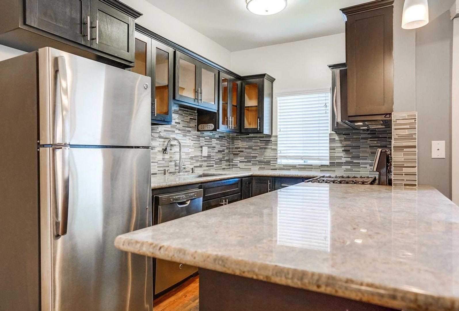 Inglewood Condo: 600 E. 97th St