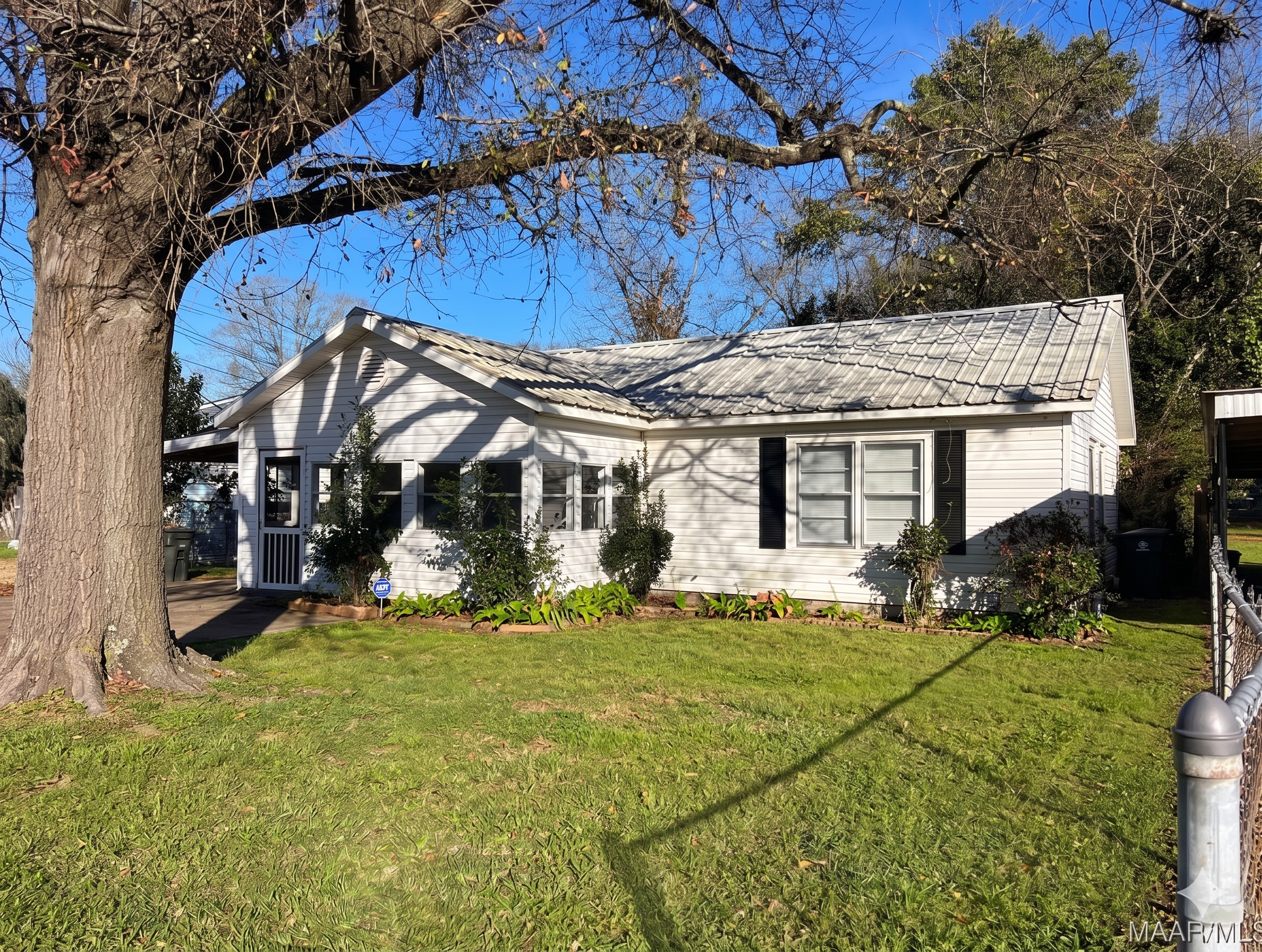 Montgomery House: 3462 East St, Montgomery, AL 36110