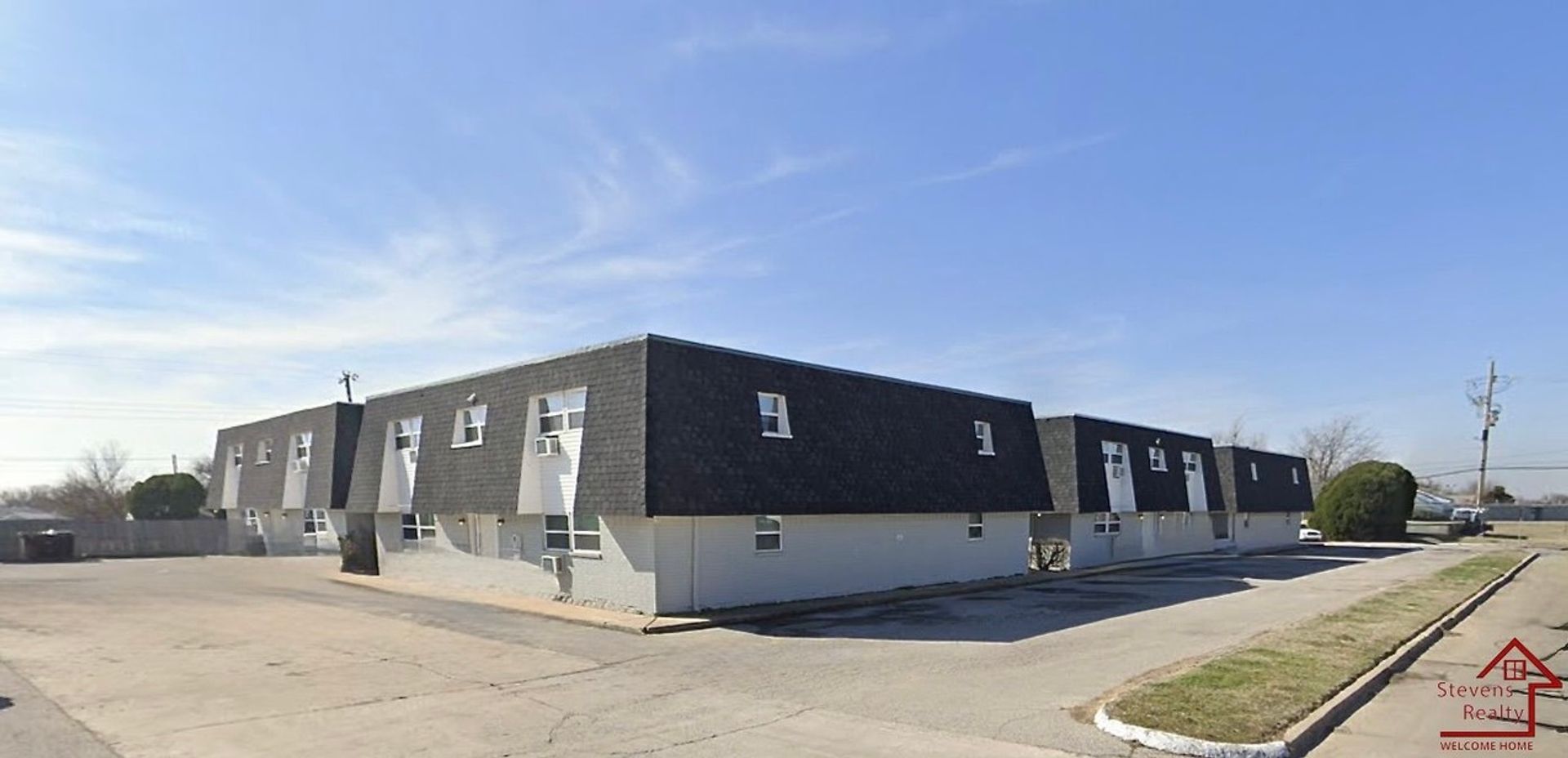 Lawton Apartment: 2110 NW Lindy Ave