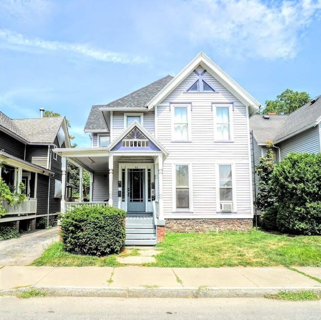 Rochester Condo: 32 Tracy Street