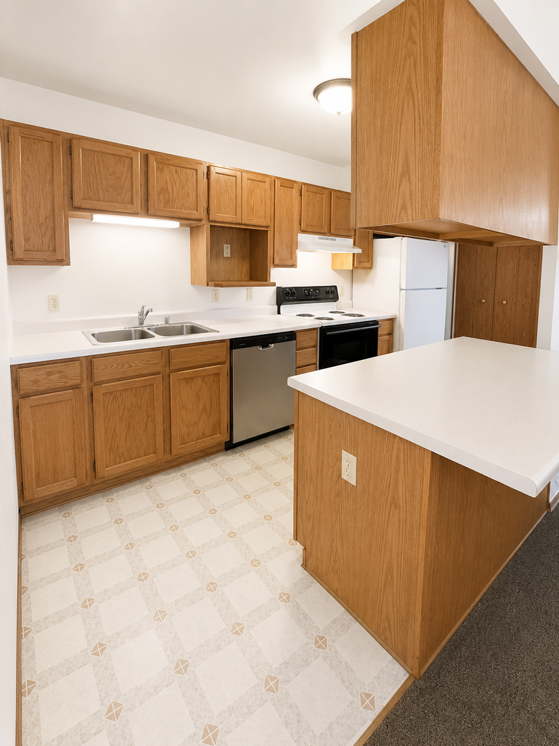 Tomah Apartment: 1001 Grandview Ave