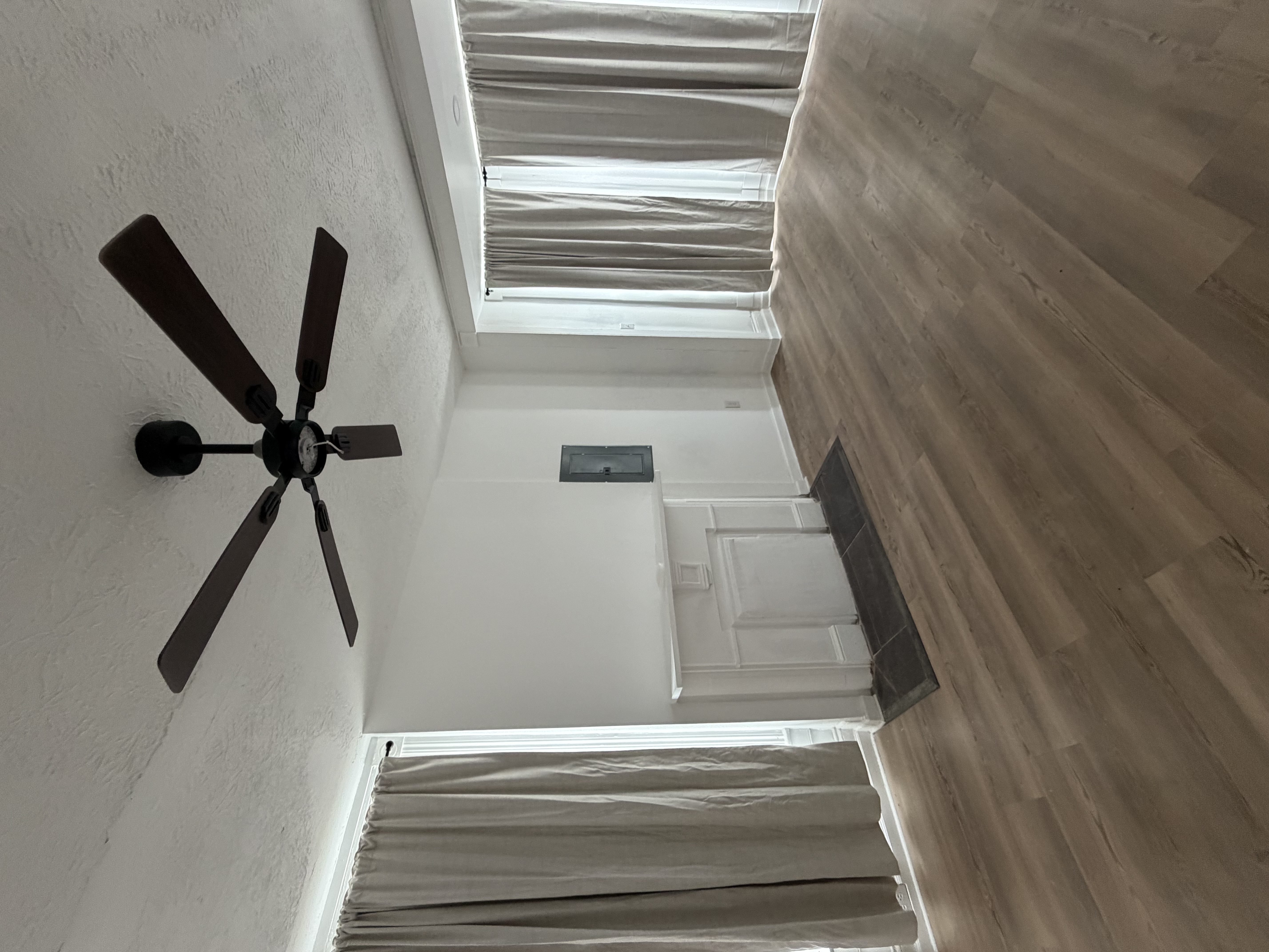Louisville Condo: 124 W. College St.