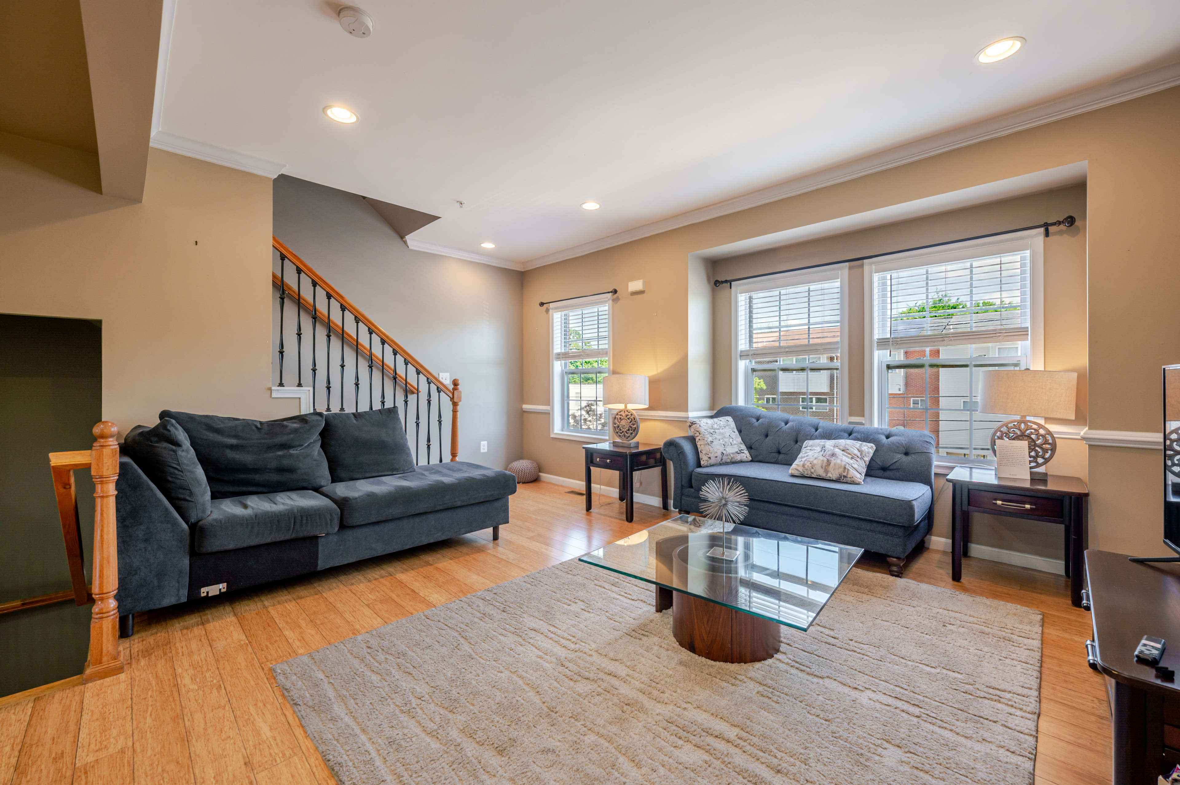Washington House: 5123 D St SE