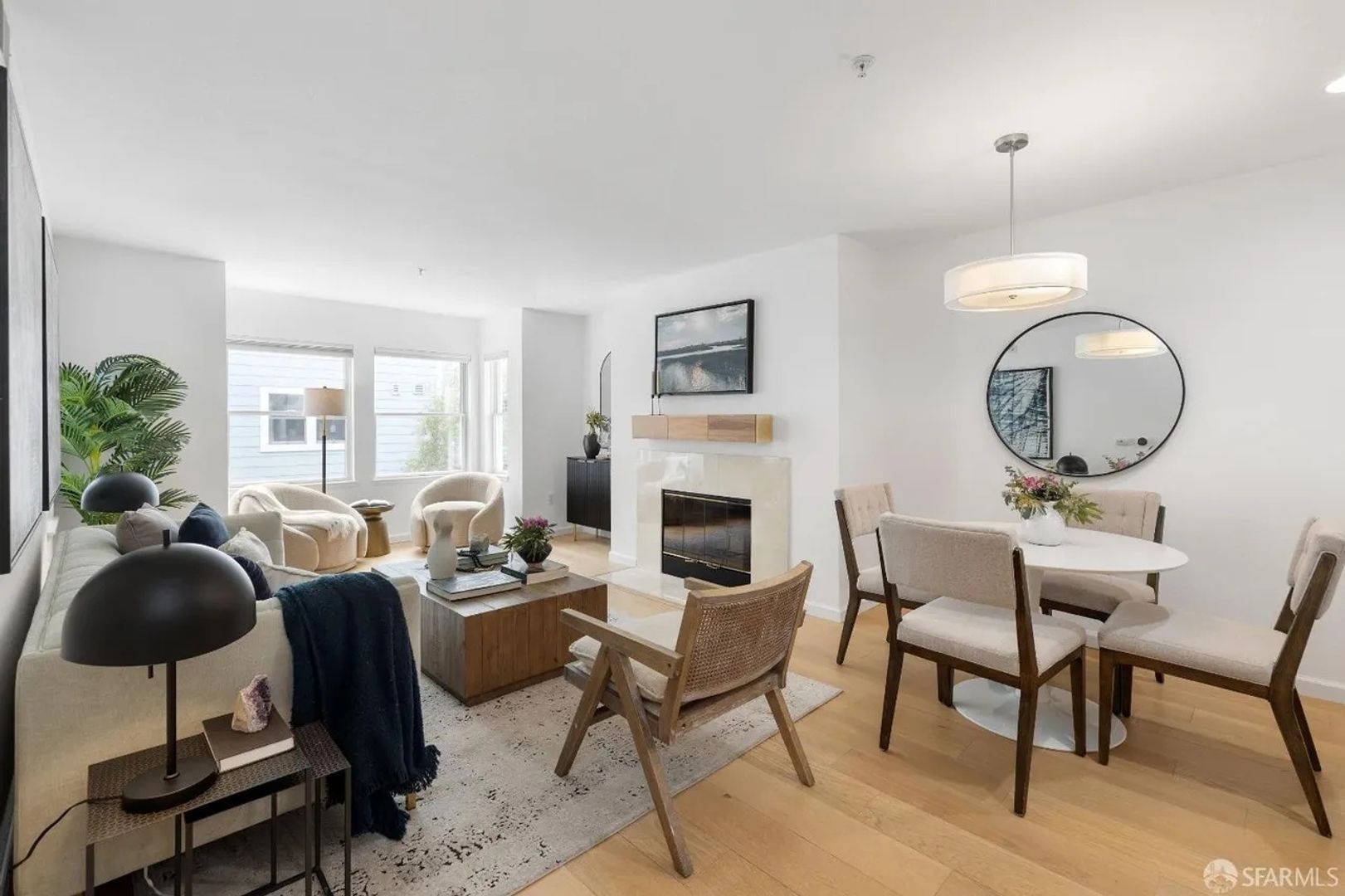 San Francisco House: 1880 Steiner Street