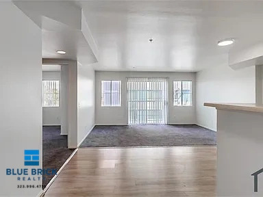 Van Nuys Condo: 15231 Sherman Way